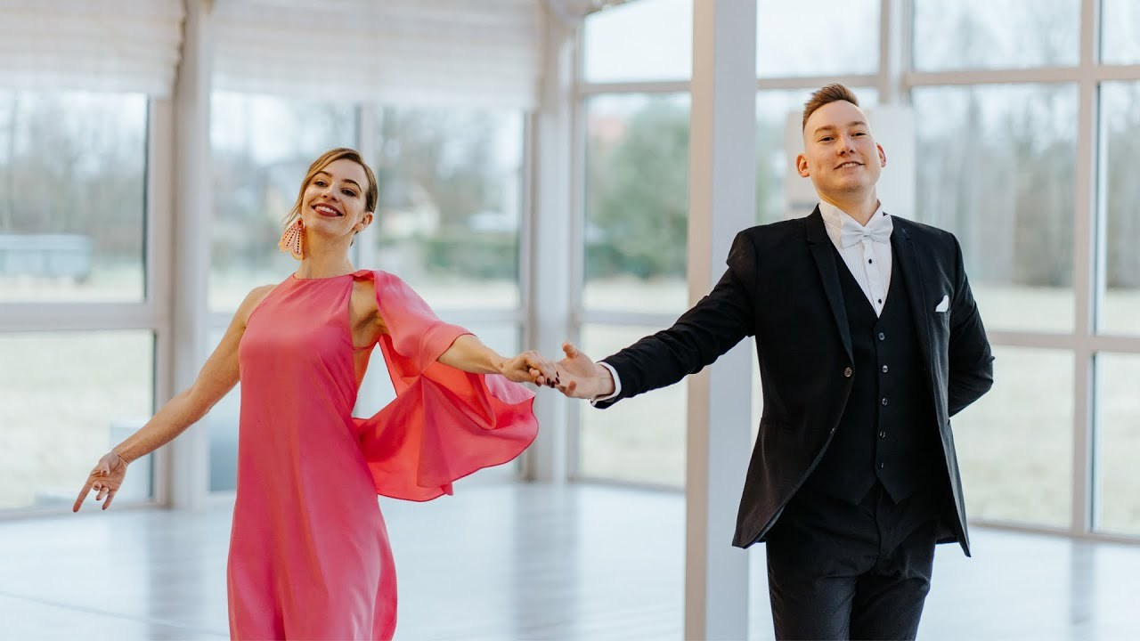 20 Top Songs for the First Dance — Most Popular Choices for Newlyweds!. Framed by Evelina | Destination Wedding Photographer from Lithuania | Europe