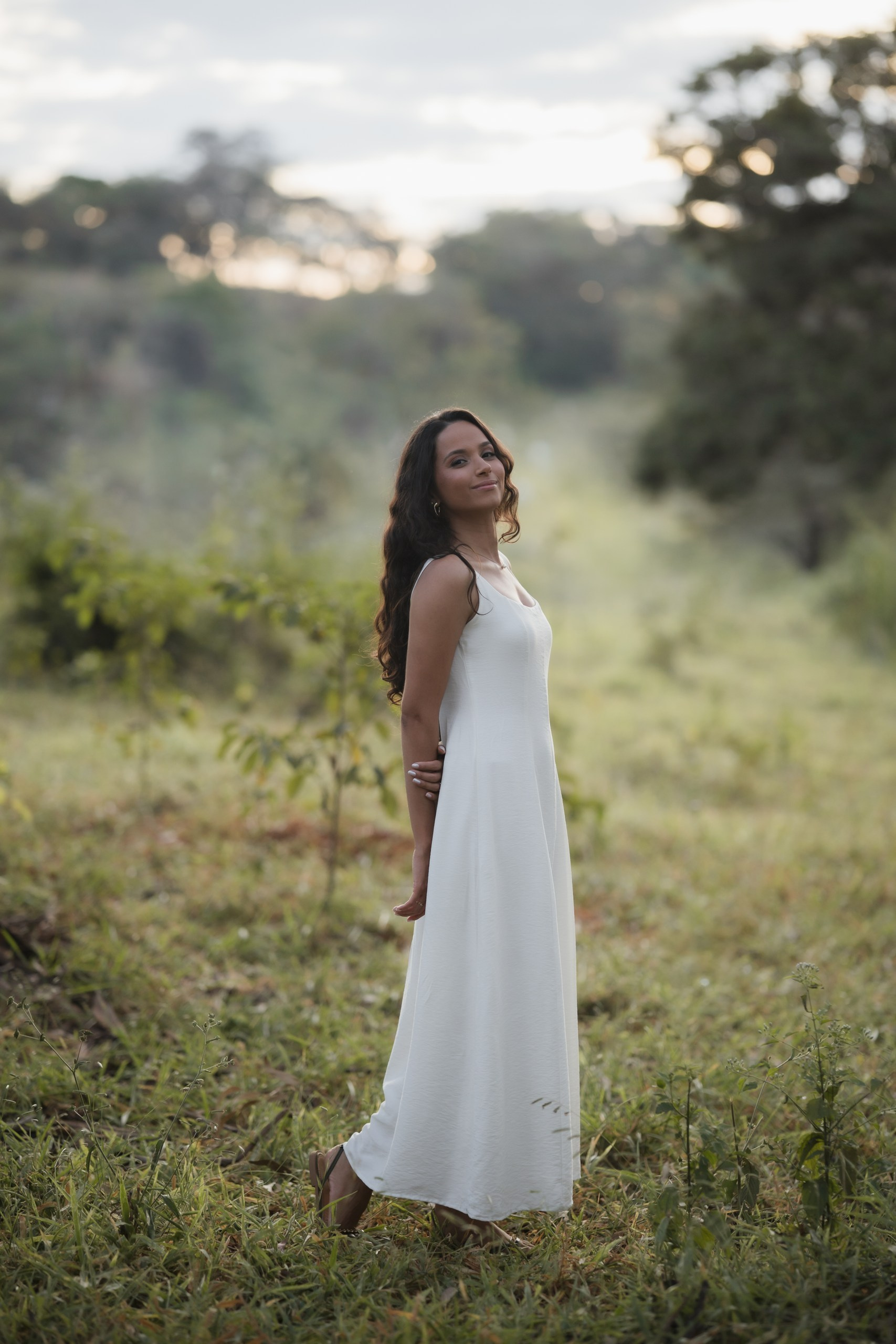 Ensaio pré-wedding de Diego e Luana em Belo Horizonte, destacando amor, cumplicidade e autenticidade.