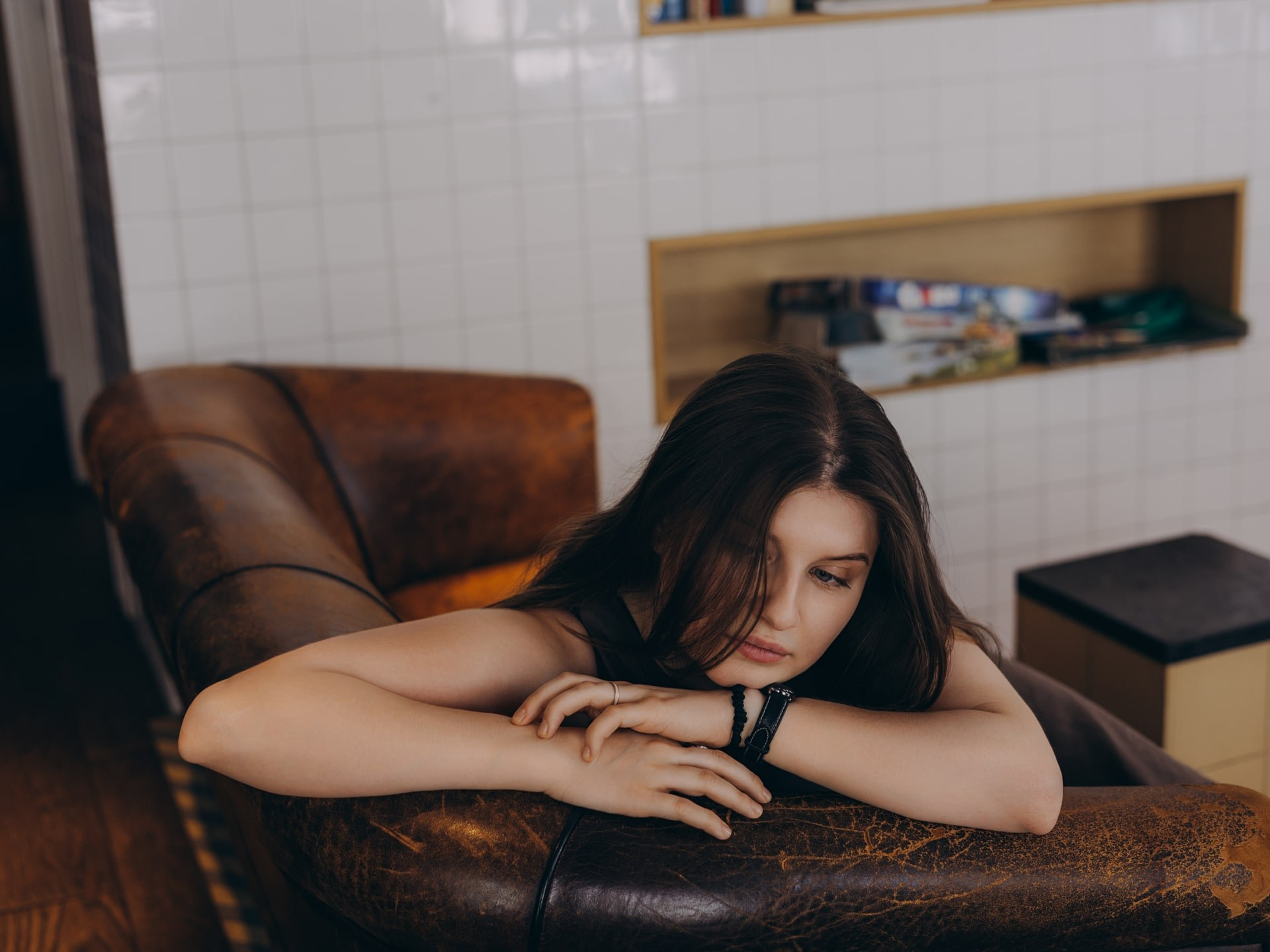 Café Stroll — Lifestyle Portrait Session in Rotterdam. Romantic & Soulful Photography by Natalia Olhova in Rotterdam