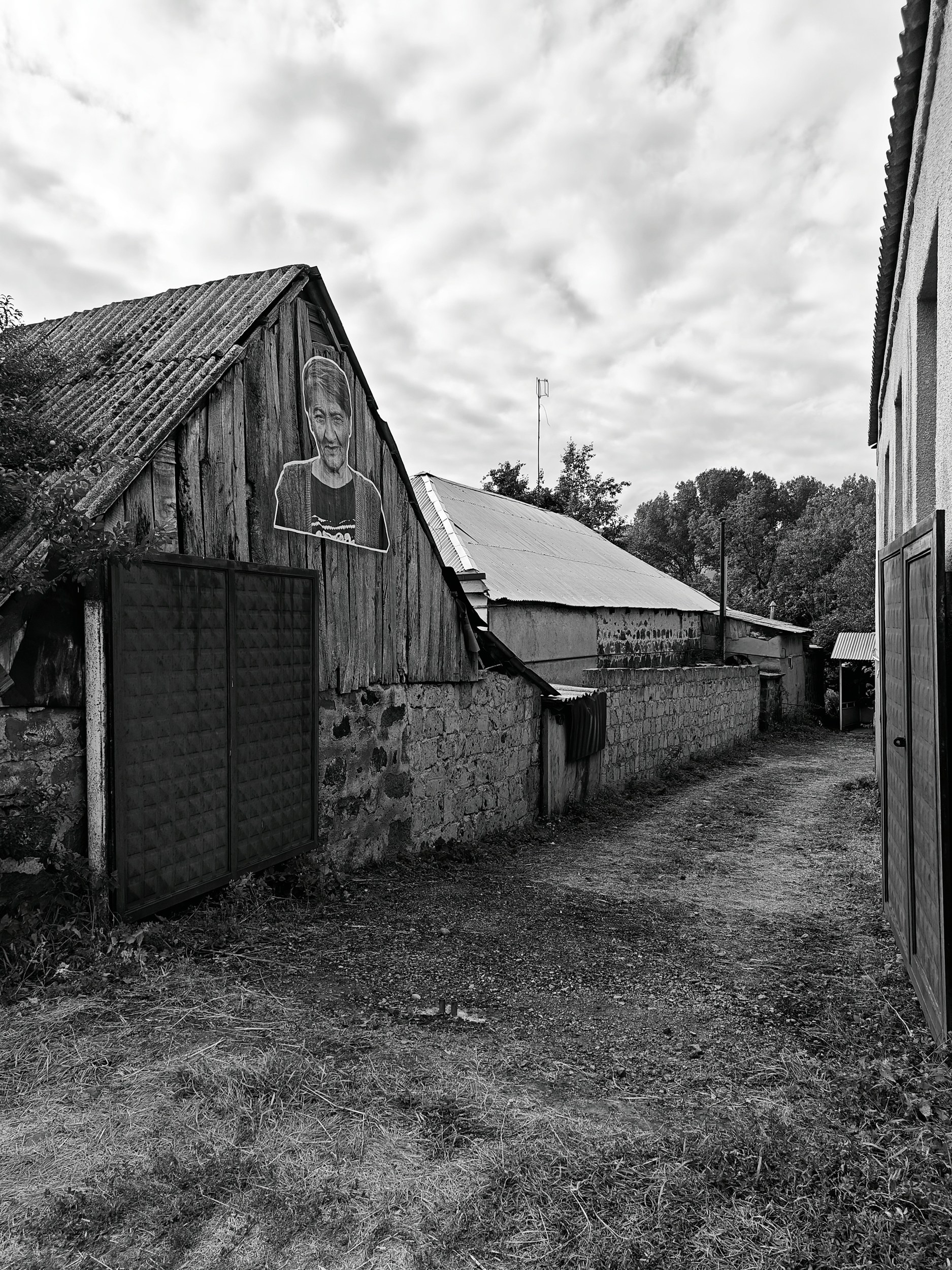 EARTH & SONG Vardablur, 2025. Areg Balayan — Photographer/Visual Artist