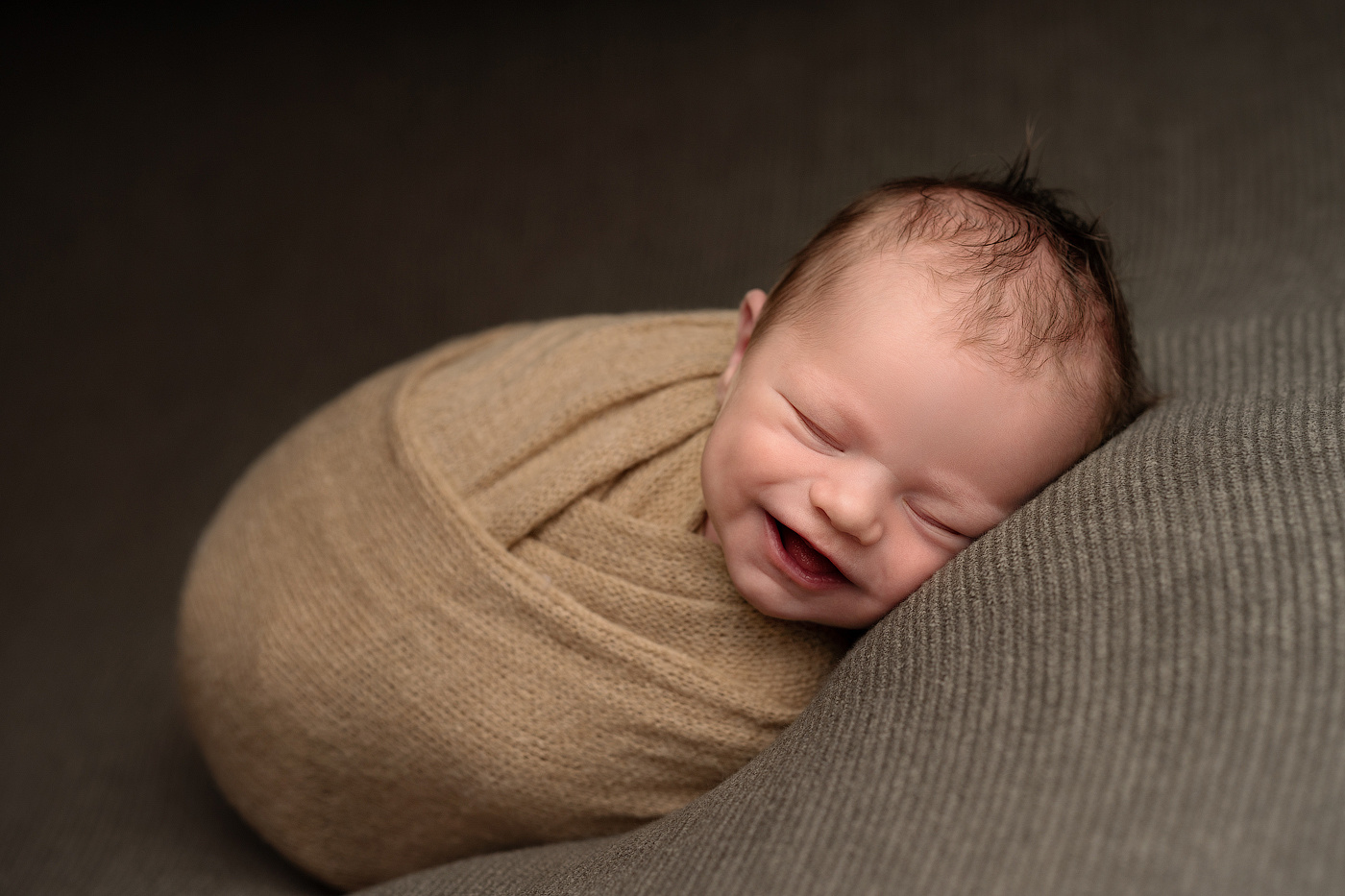 Newborn session price guide. Newborn and family photographer. Hills District. Sydney