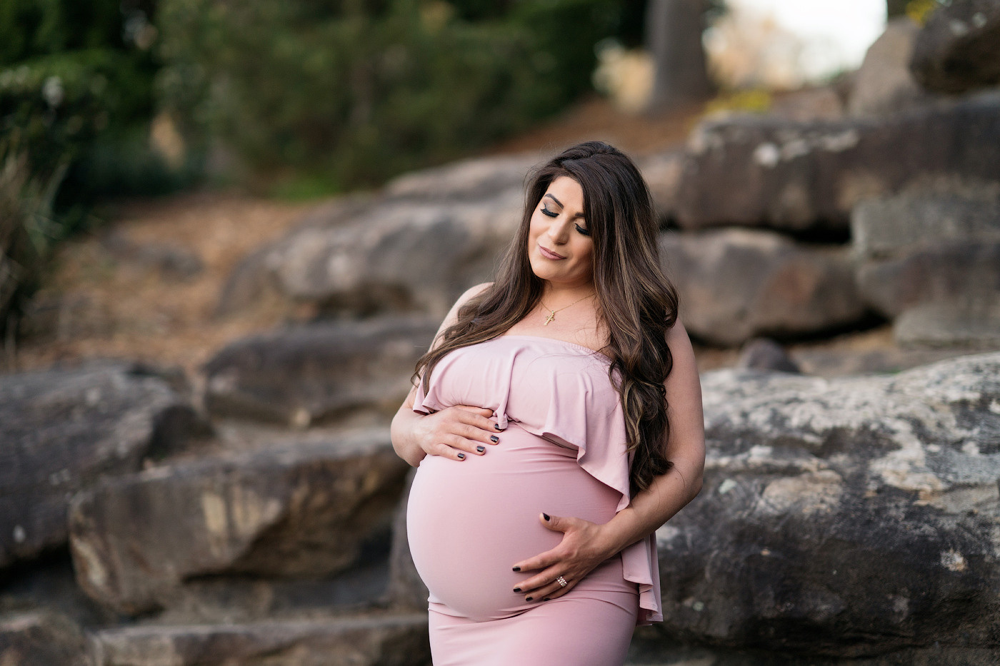 Sydney maternity photographer located in the Hills District.