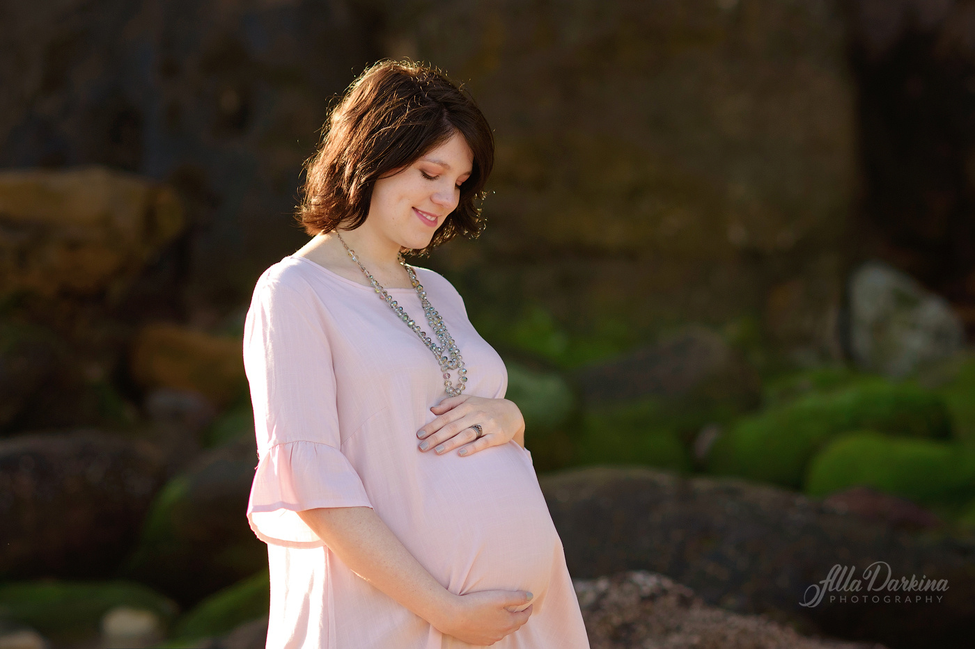 Maternity session session price guide. Newborn and family photographer. Hills District. Sydney