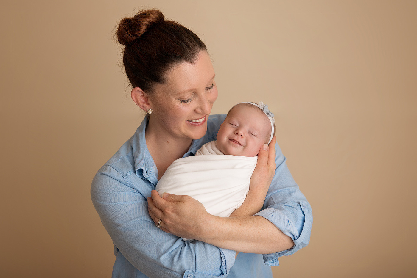 Best newborn photographer in Sydney, Hills area.