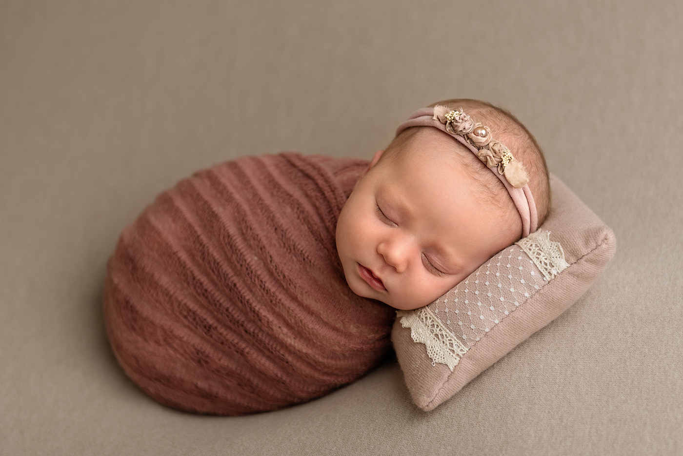 Newborn session price guide. Newborn and family photographer. Hills District. Sydney