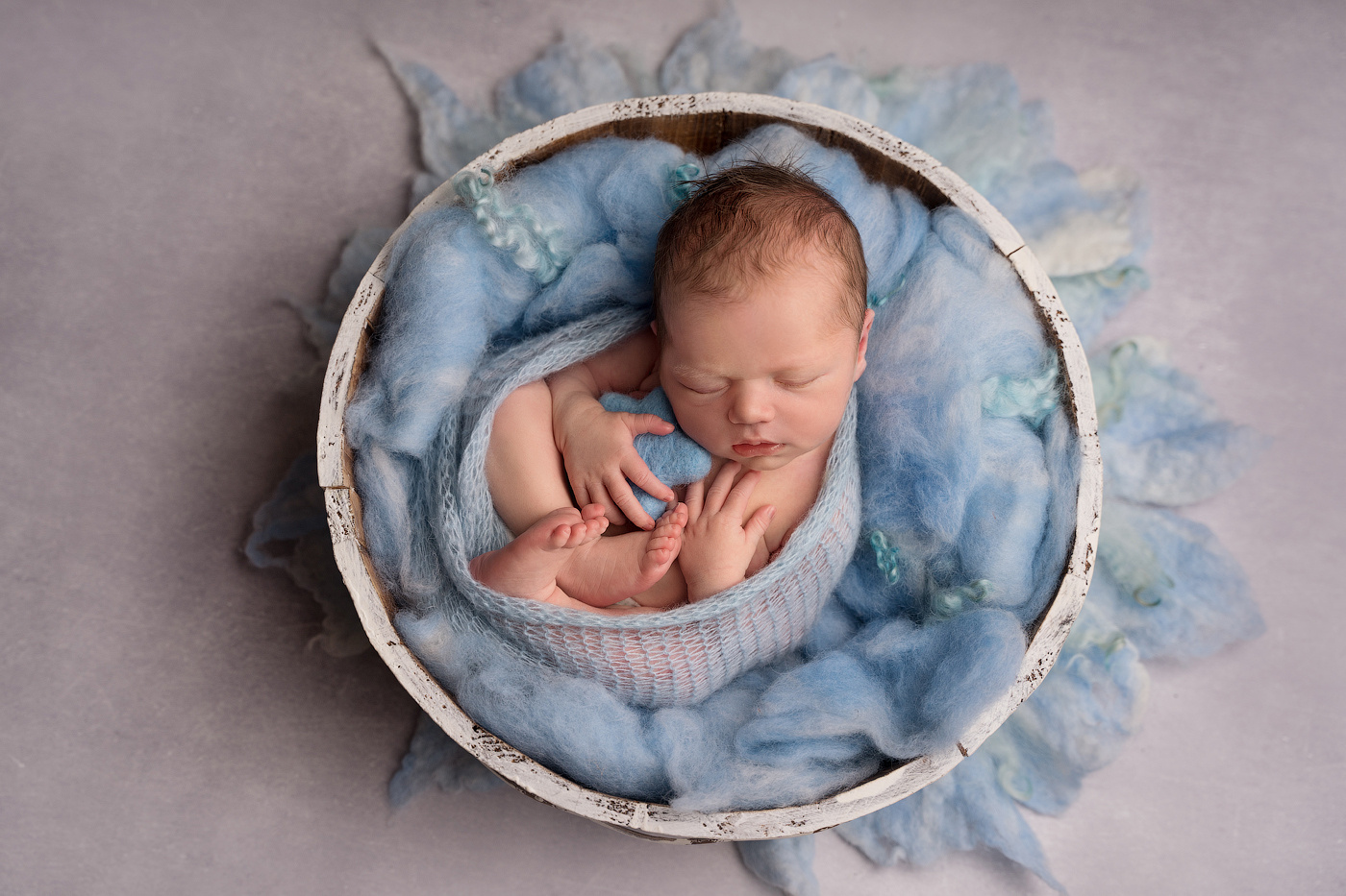 Newborn session price guide. Newborn and family photographer. Hills District. Sydney