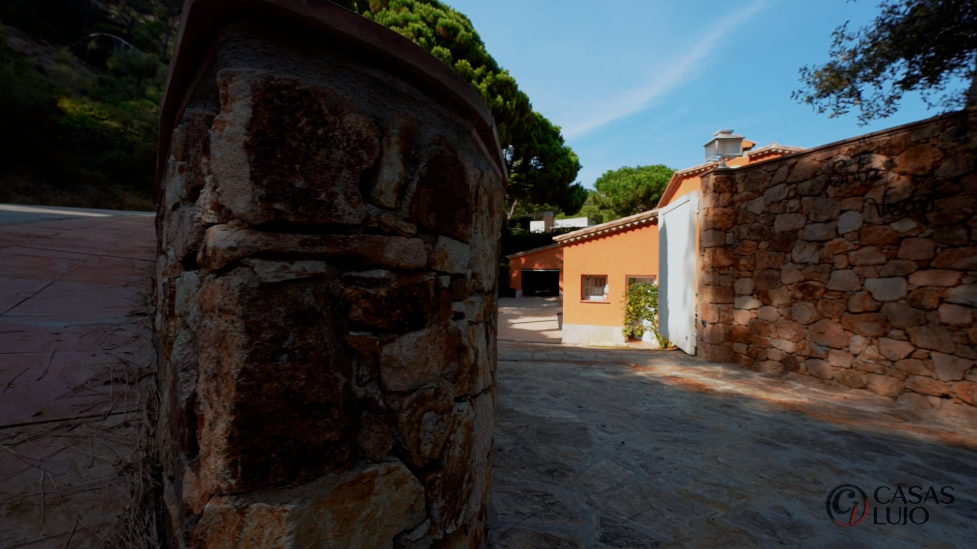 Property. Photographer @ Studio | Barcelona — Svyatoslav Usmyal