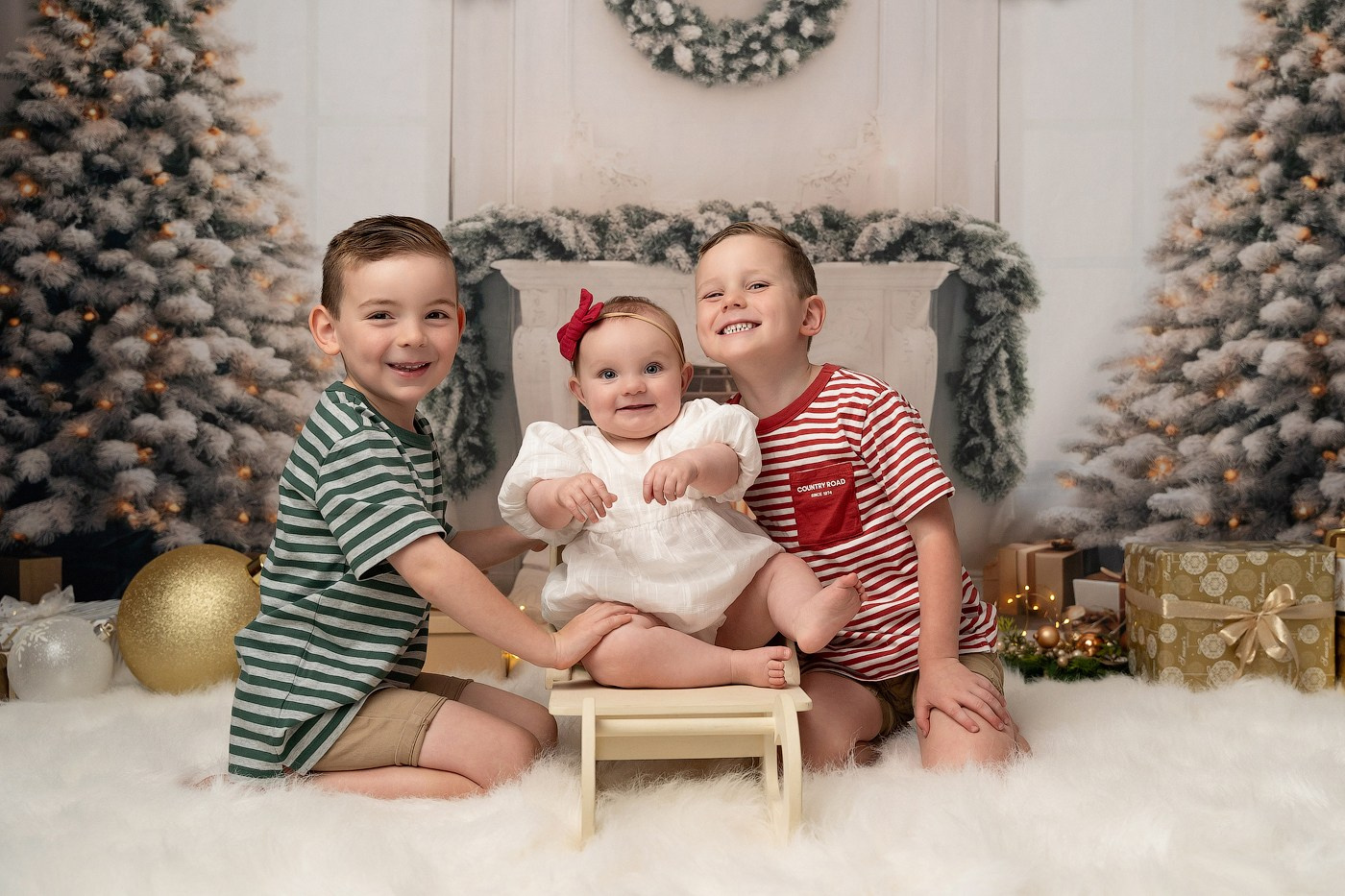 Christmas mini sessions 2025| Sydney. Newborn and family photographer. Hills District. Sydney