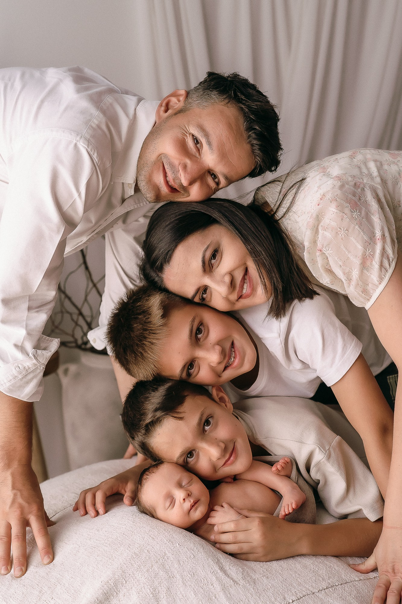 Servicii foto. Fotograf de familie, evenimente, produs și brand personal în Zalau, Cluj-Napoca Carmen Simoc