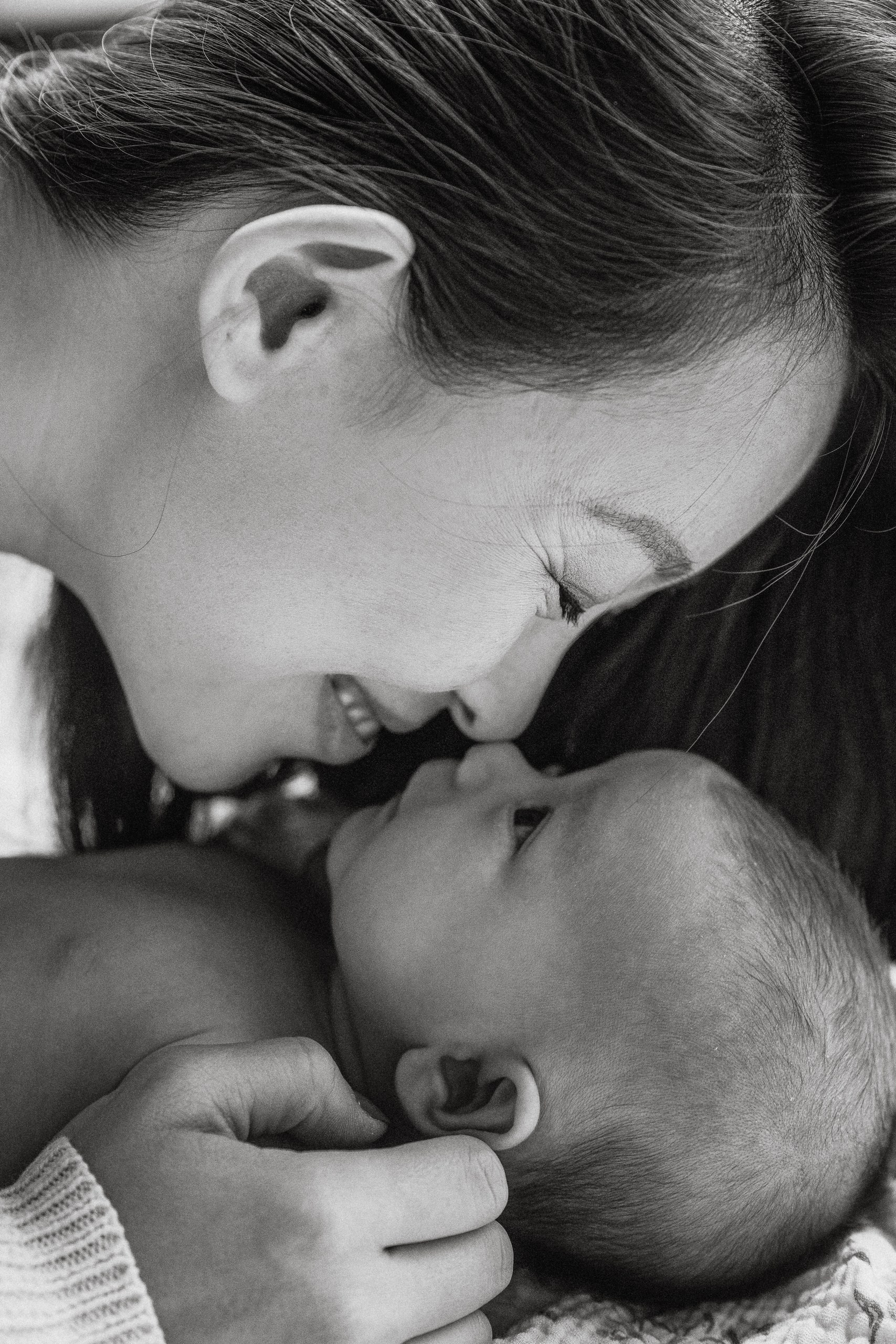 Kristine, Brian, Sloane. Alisa Tant — Family and newborn photographer Bucks County, Montgomery county, Philadelphia, NJ
