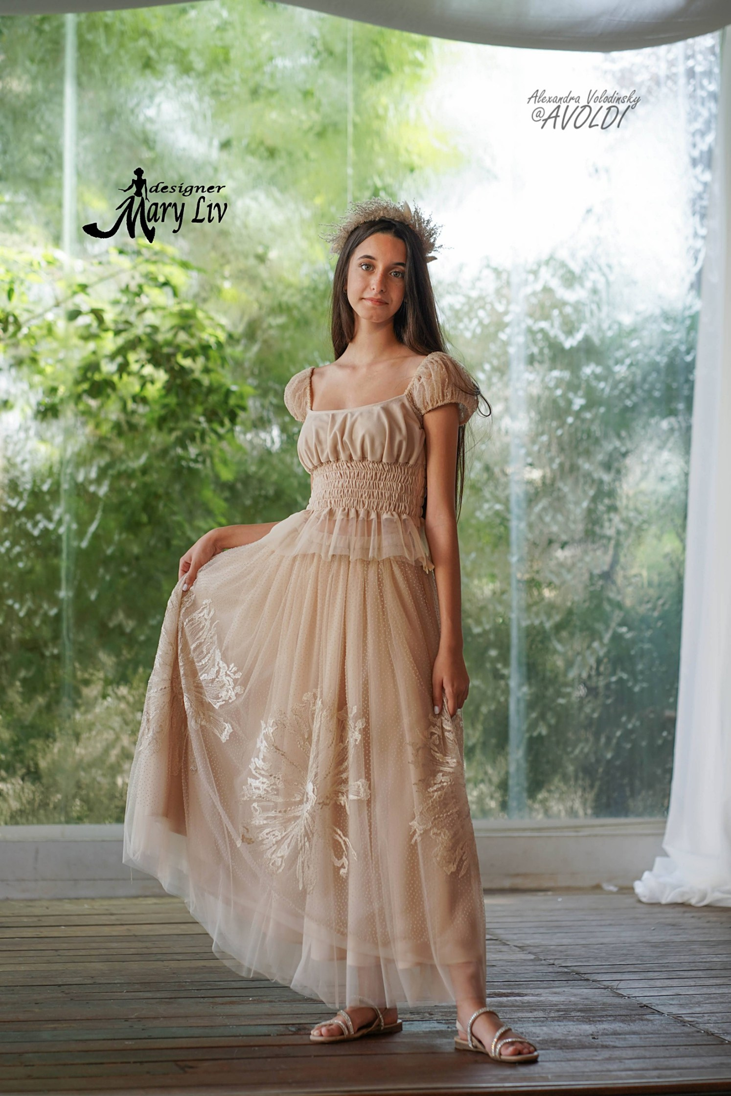 /סט /חצאית וחולצה “Patricia ". מרי ליב, מעצבת שמלות בתפירה אישית