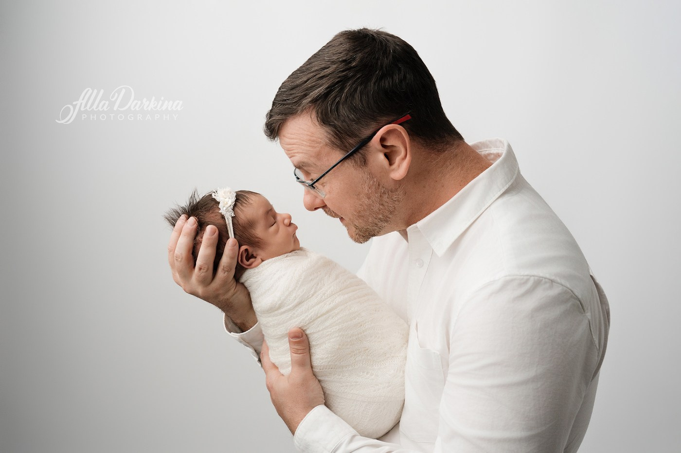 Newborn photo session. Newborn and family photographer. Hills District. Sydney