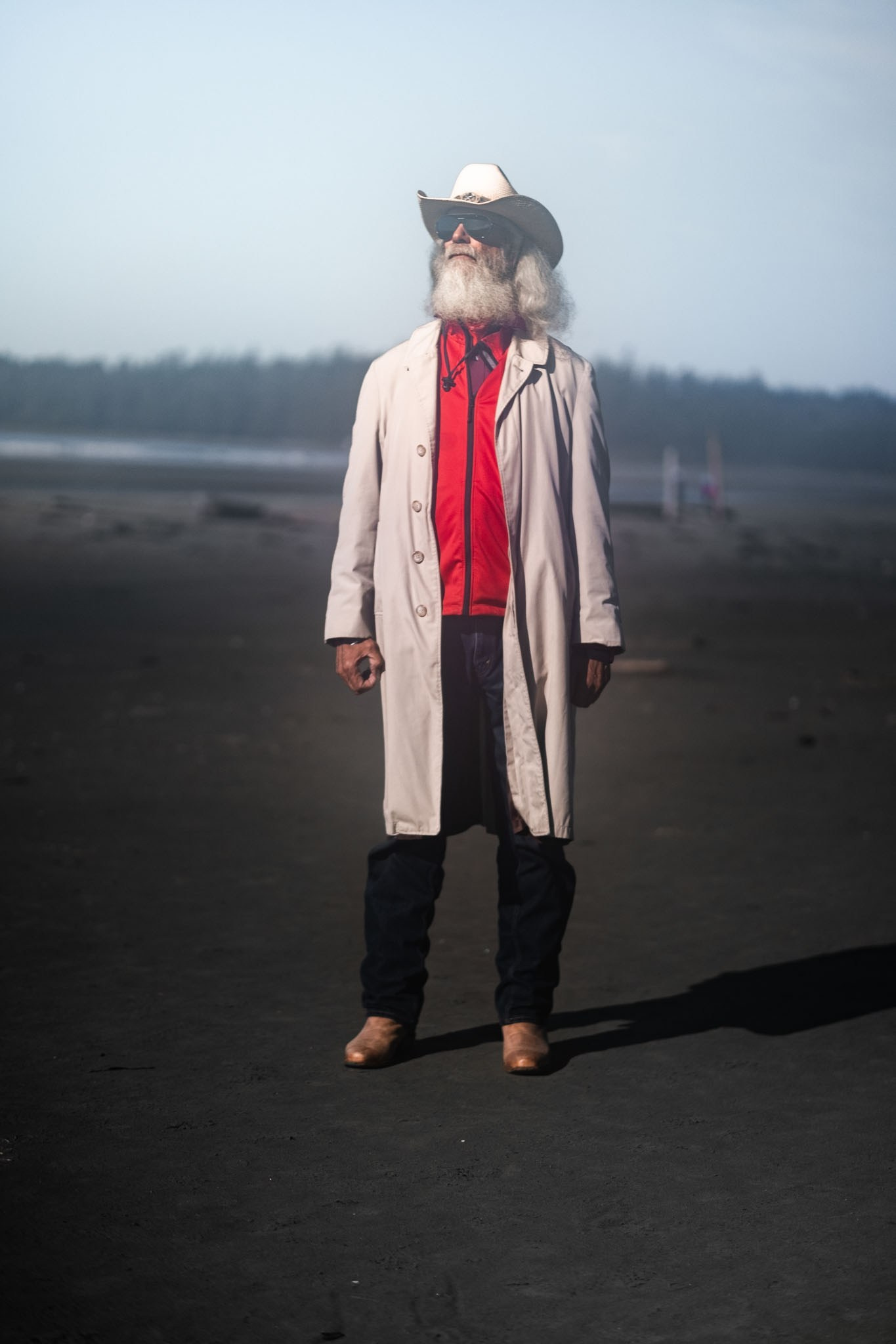 Creative portrait photoshoot in Comox Valley using natural light