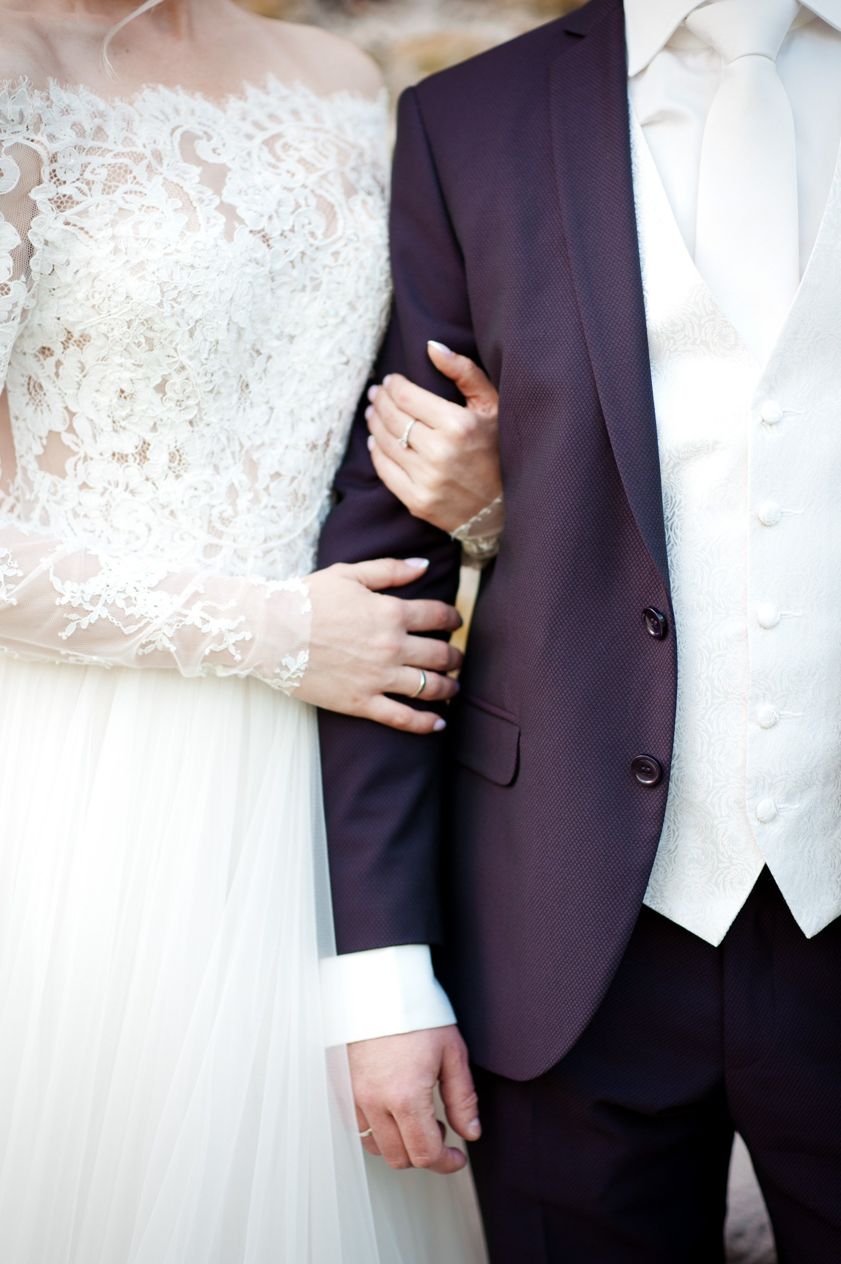 Vestuvių fotosesija, ceremonija, Vestuvių pasiruošimo fotografavimas. Vestuvių fotografas Vilnius Trakai kaina vestuvių fotografavimas fotografė personal.lt photogrpahy kainos jaunoji jaunikis nuotaka santuoka vestuvės, profesionali natūrali meninė reportažinė klasikinė fotosesija, vestuvių fotosesija gamtoje dvare