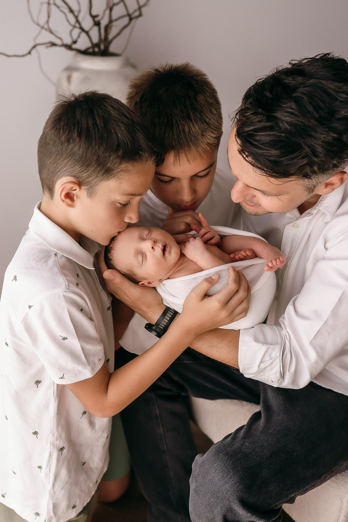 Servicii foto. Fotograf de familie, evenimente, produs și brand personal în Zalau, Cluj-Napoca Carmen Simoc