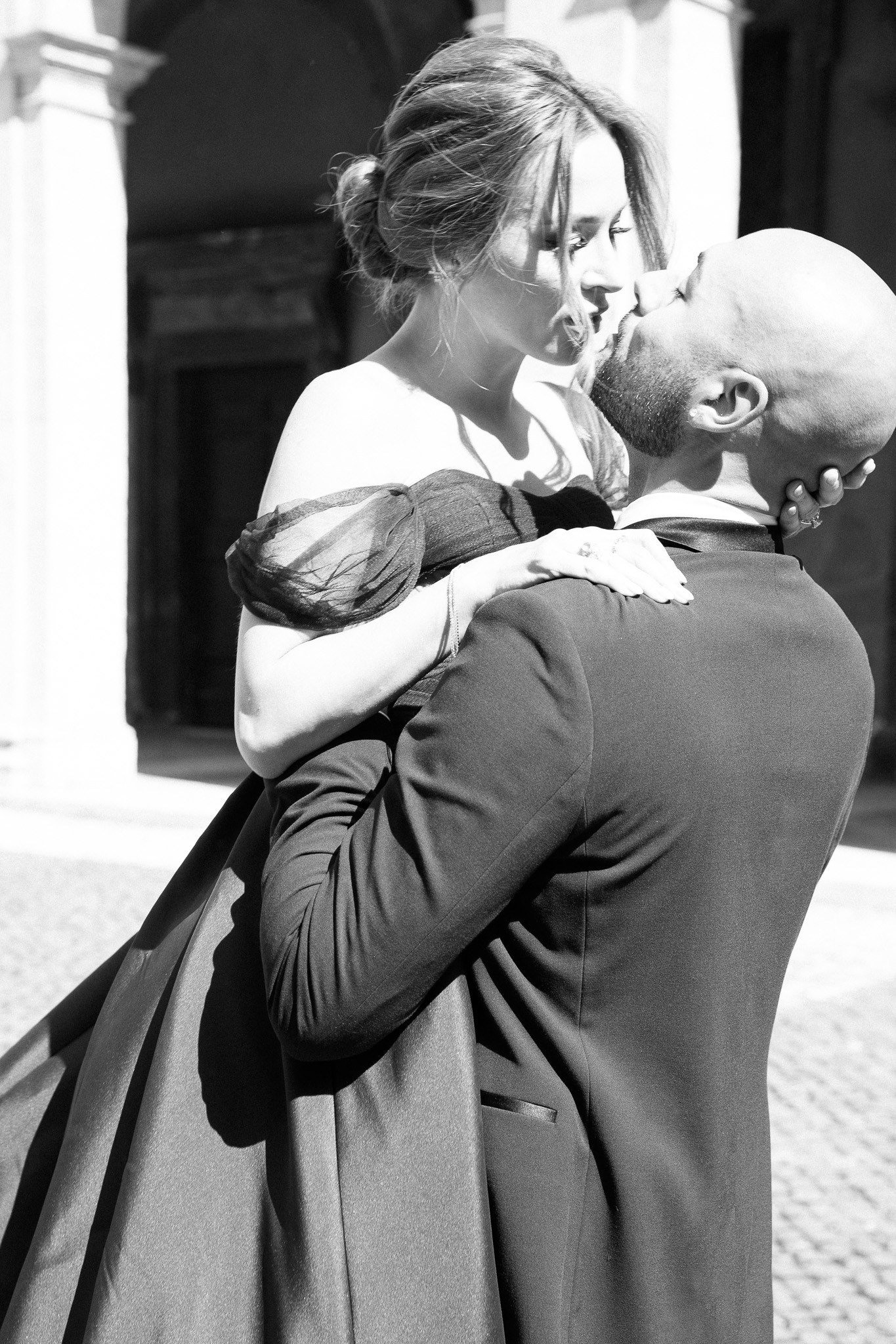 Love, Duvets, and the Eternal City: A Dreamy Elopement in Rome. Elizaveta Razumova: Cinematic Photography for Love, Weddings, Portraits & Brands