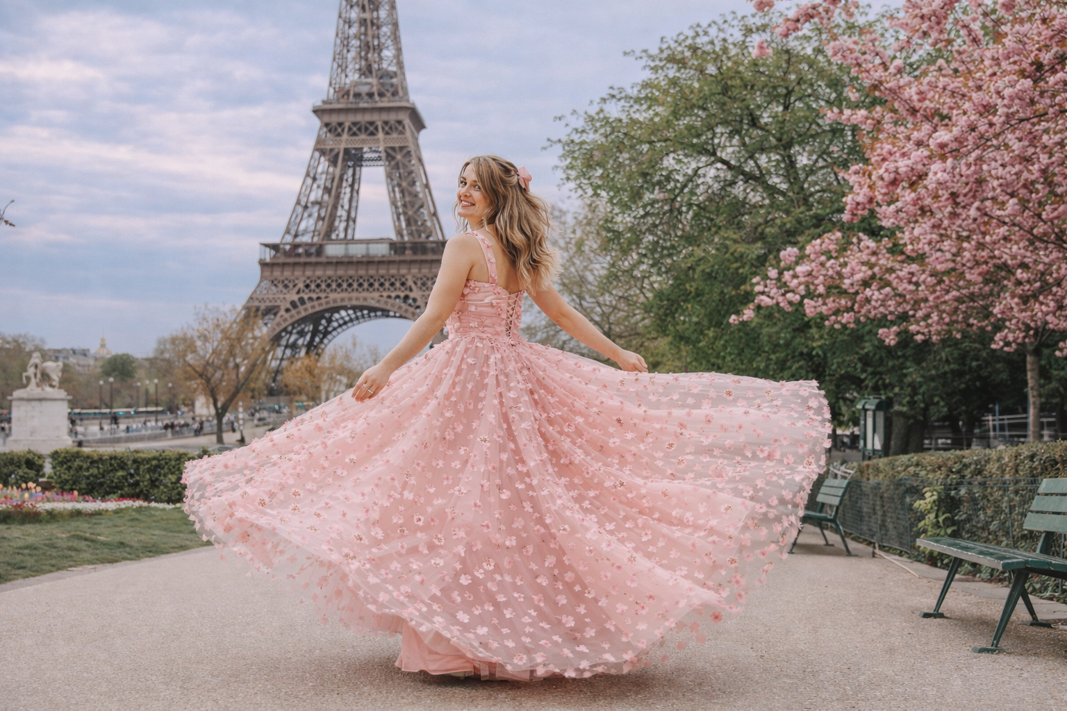 🌸 Cherry Blossoms in Paris: Best Places, Timing & Photoshoot Guide. Photographe à Paris