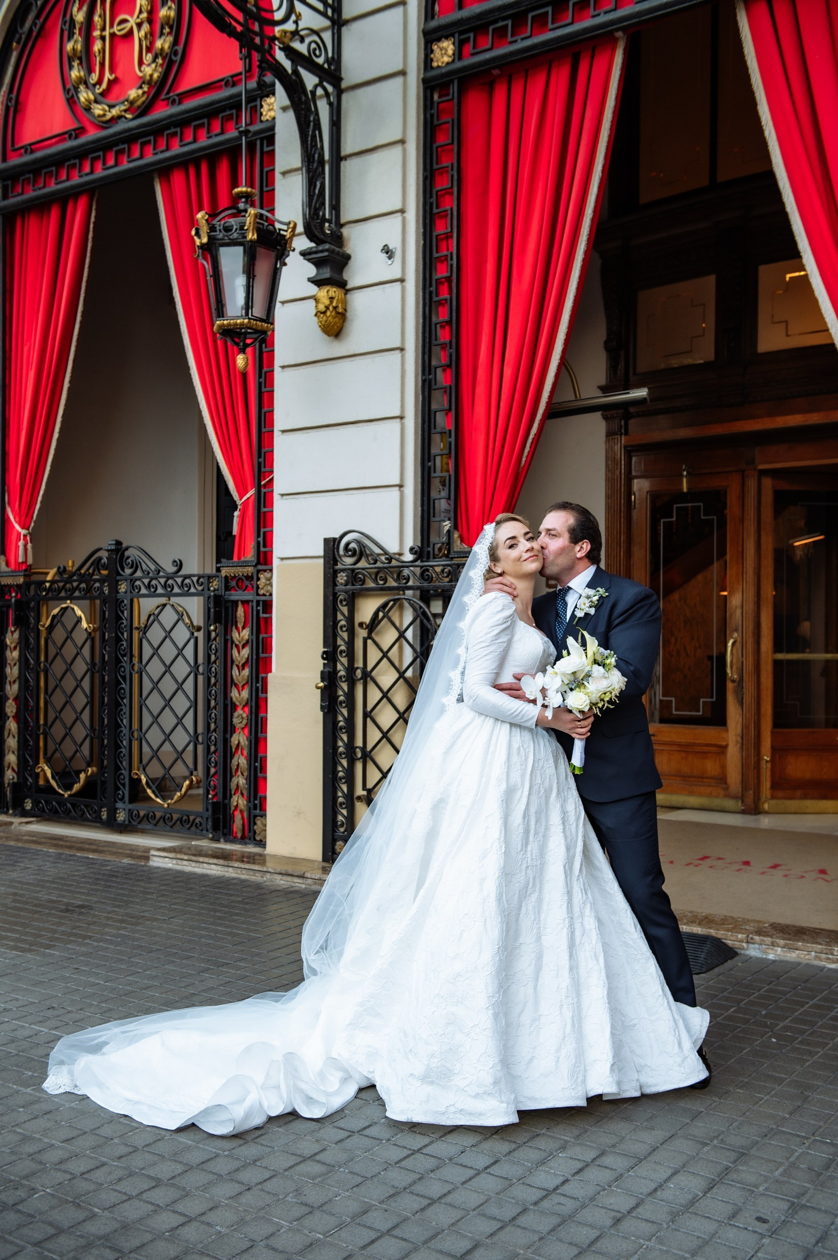 Wedding Day Hotel Palace. ❤️Свадебная и репортажная фото- и видеосъёмка в Барселоне — живые эмоции и естественная эстетика | Ekaterina Gasanova