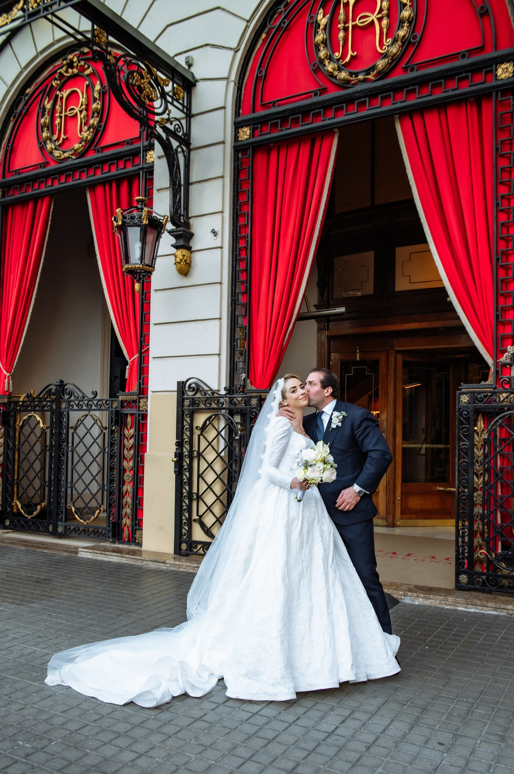 Wedding Day Hotel Palace. ❤️Свадебная и репортажная фото- и видеосъёмка в Барселоне — живые эмоции и естественная эстетика | Ekaterina Gasanova