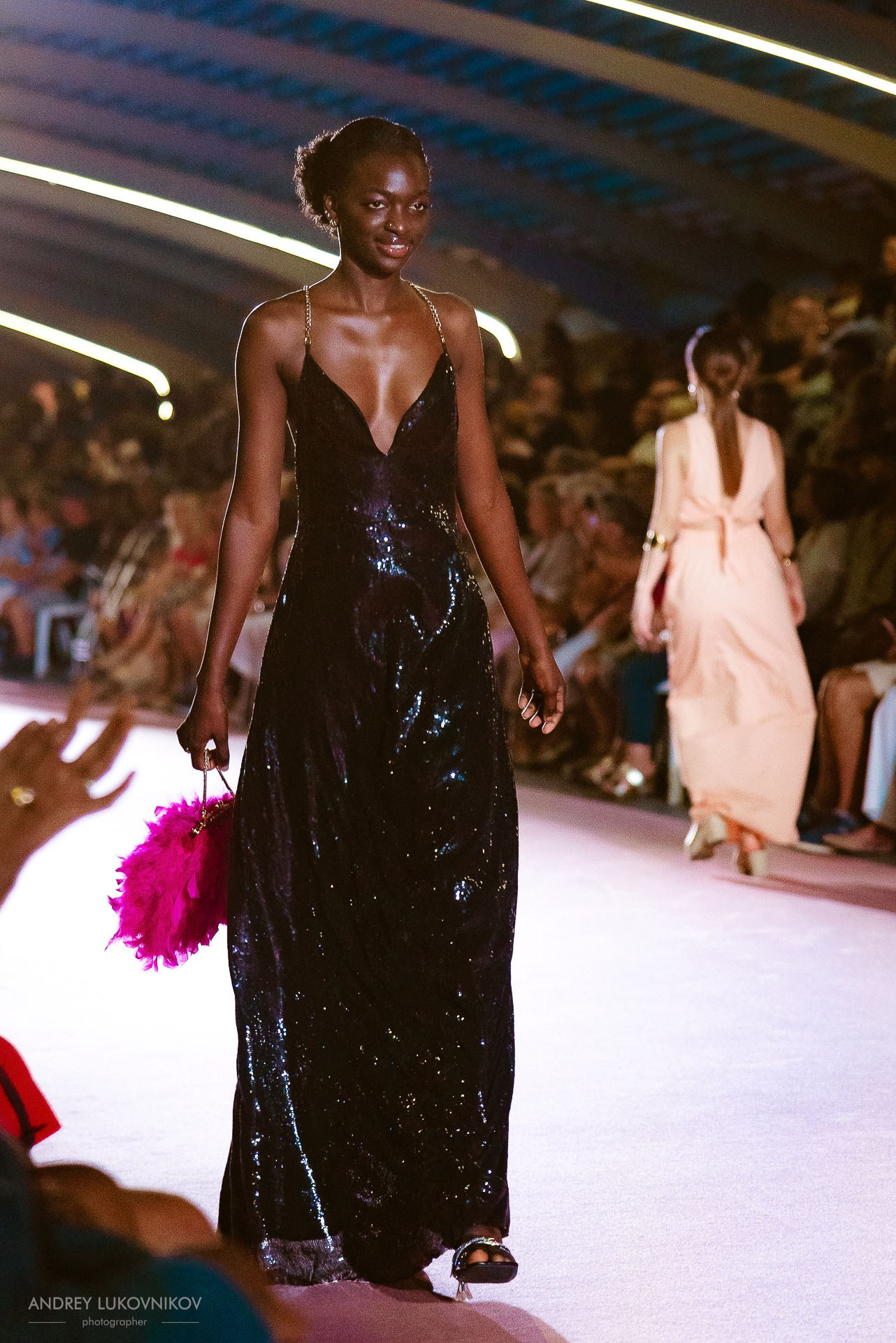 Reportaje del Fin de Semana de Torrevieja 2024 — Fotógrafo de Desfiles de Moda en España, Andrey Lukovnikov
