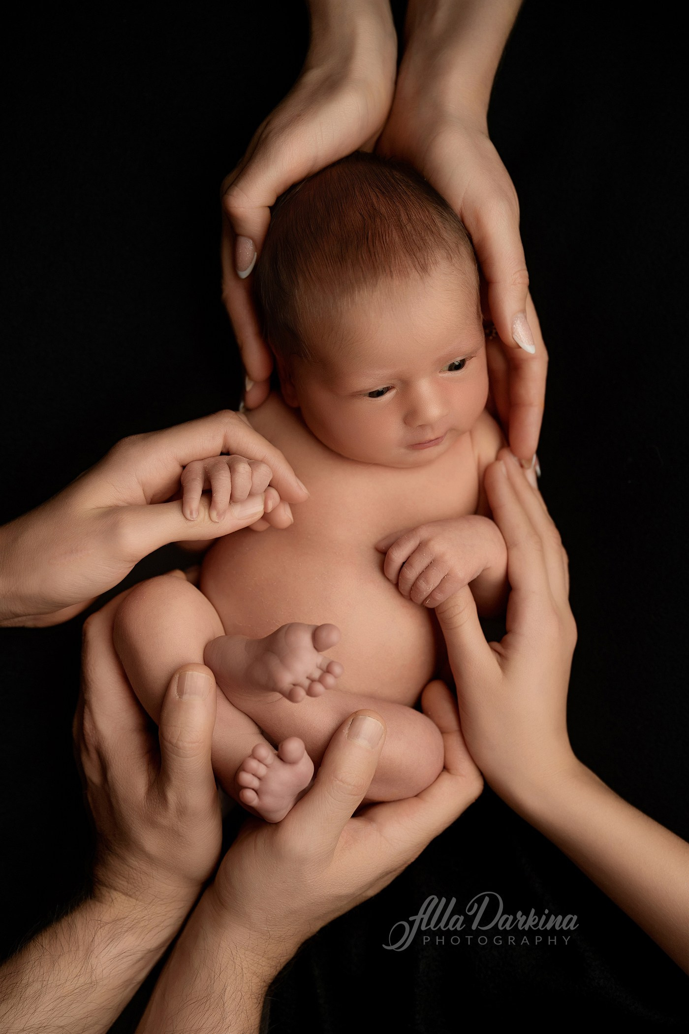 Newborn session price guide. Newborn and family photographer. Hills District. Sydney