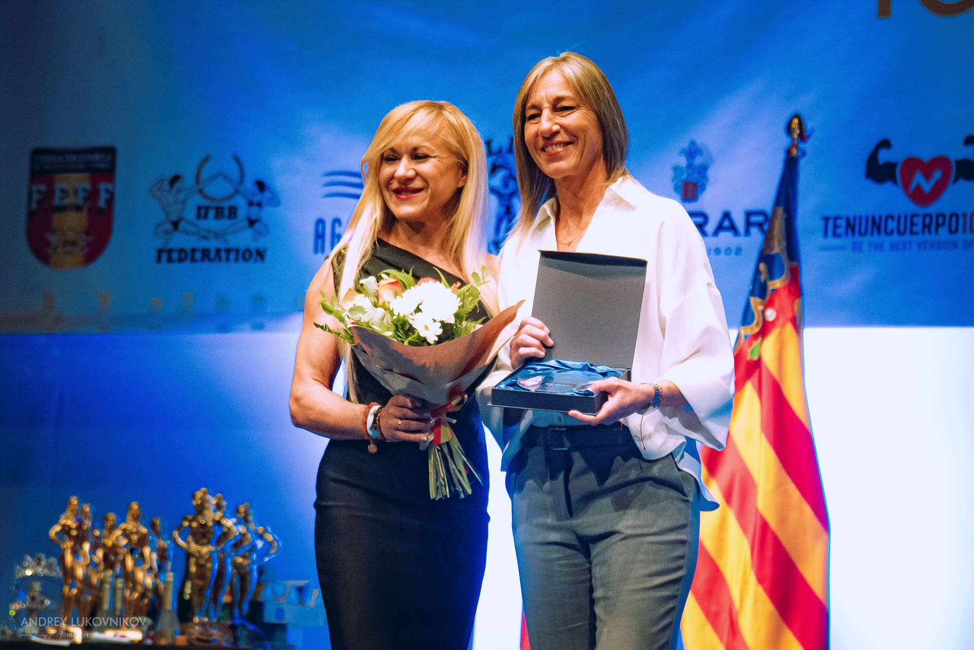 Sesión fotográfica de reportaje para el concurso internacional IFBB Miss Fit Model Europe 2024 en Torrevieja | Fotógrafo Andrey Lukovnikov
