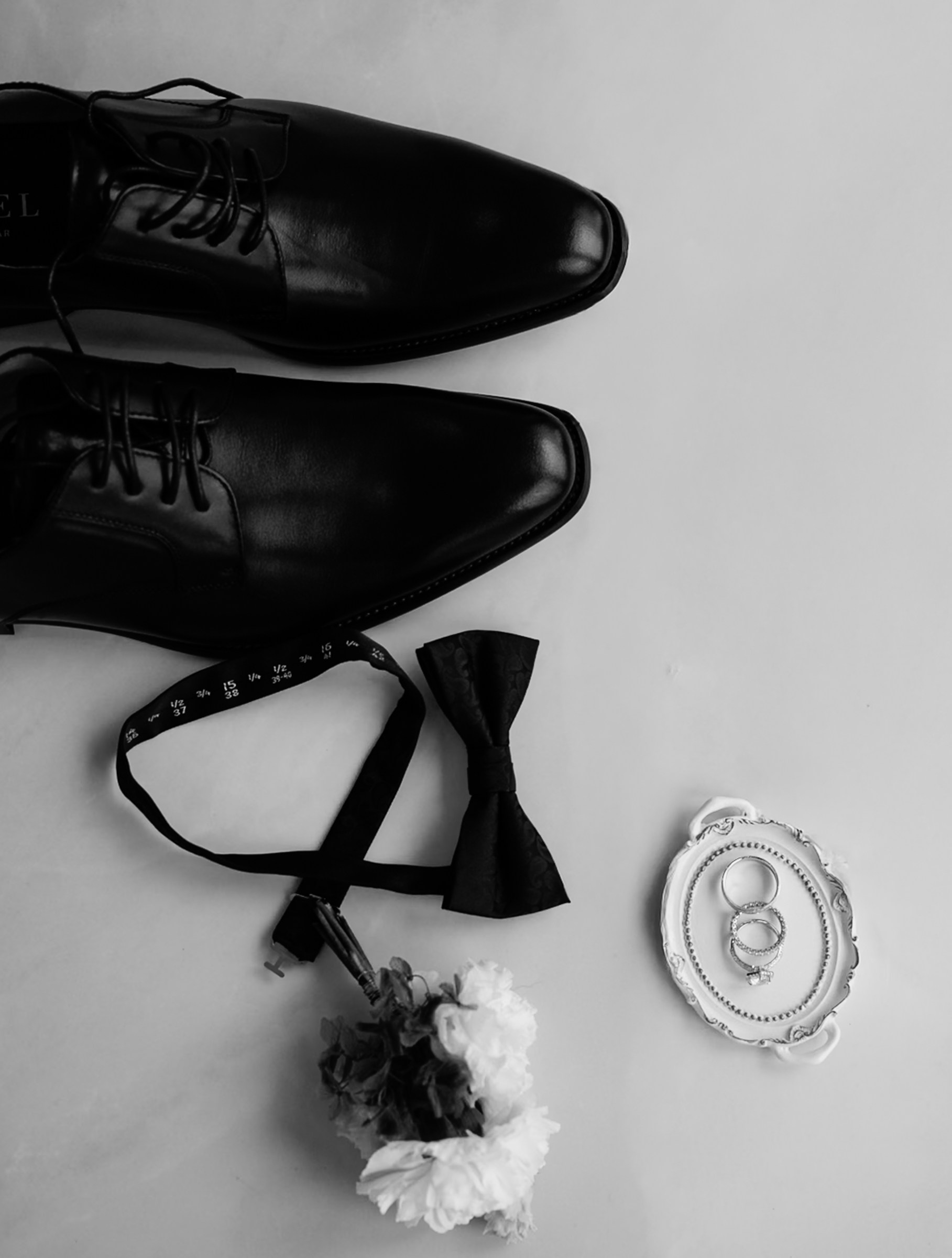 Detailaufnahme der Eheringe von Vanessa und Tahar im The Eventery fotografiert von Anna Saribekyan