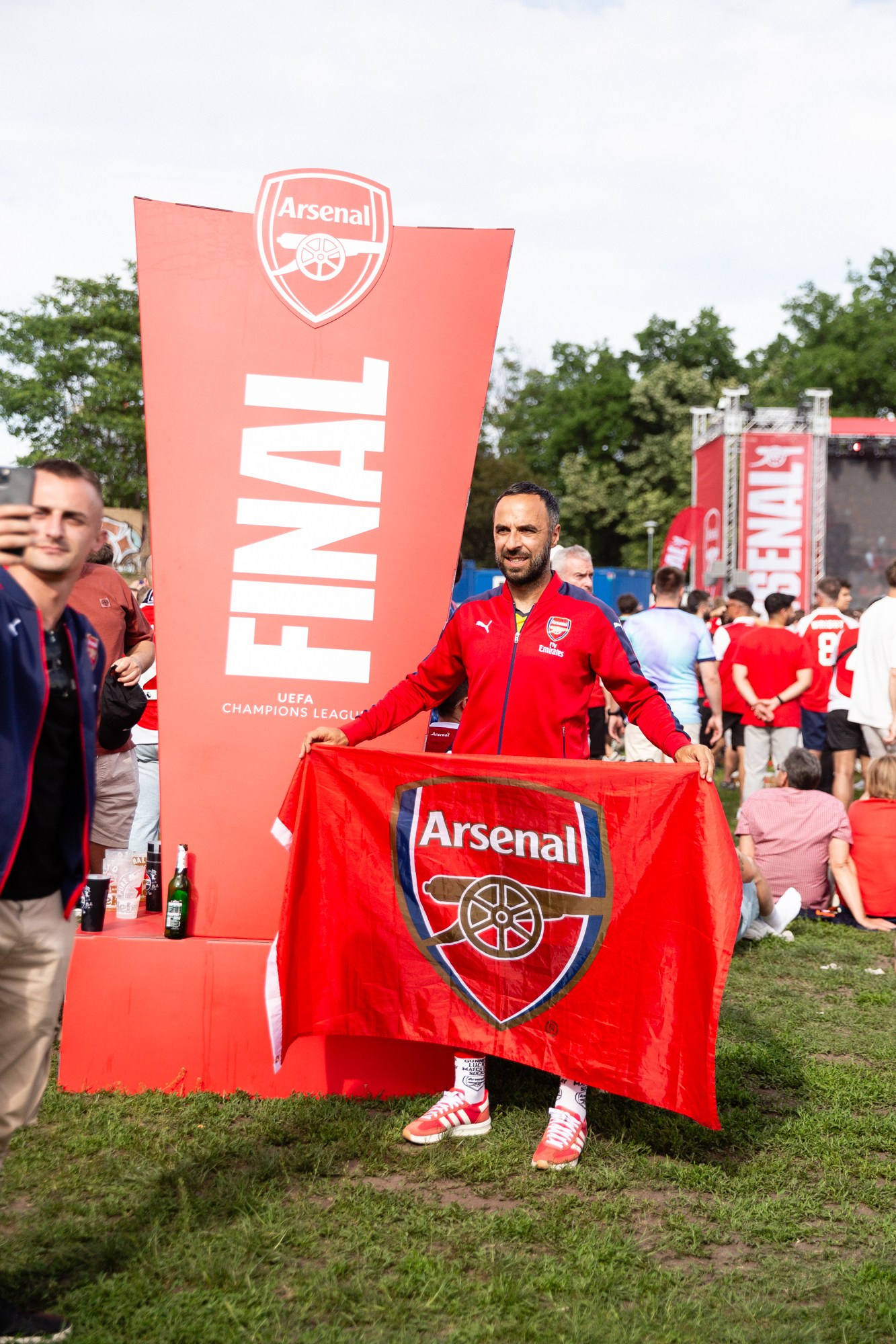 UEFA Champions League Final. Arsenal vs PSG. Budapest 2026. Arsenal Fan Zone. Photographer in Budapest — Yura Knyazev