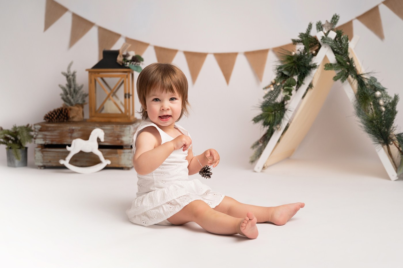 Christmas mini sessions 2025| Sydney. Newborn and family photographer. Hills District. Sydney