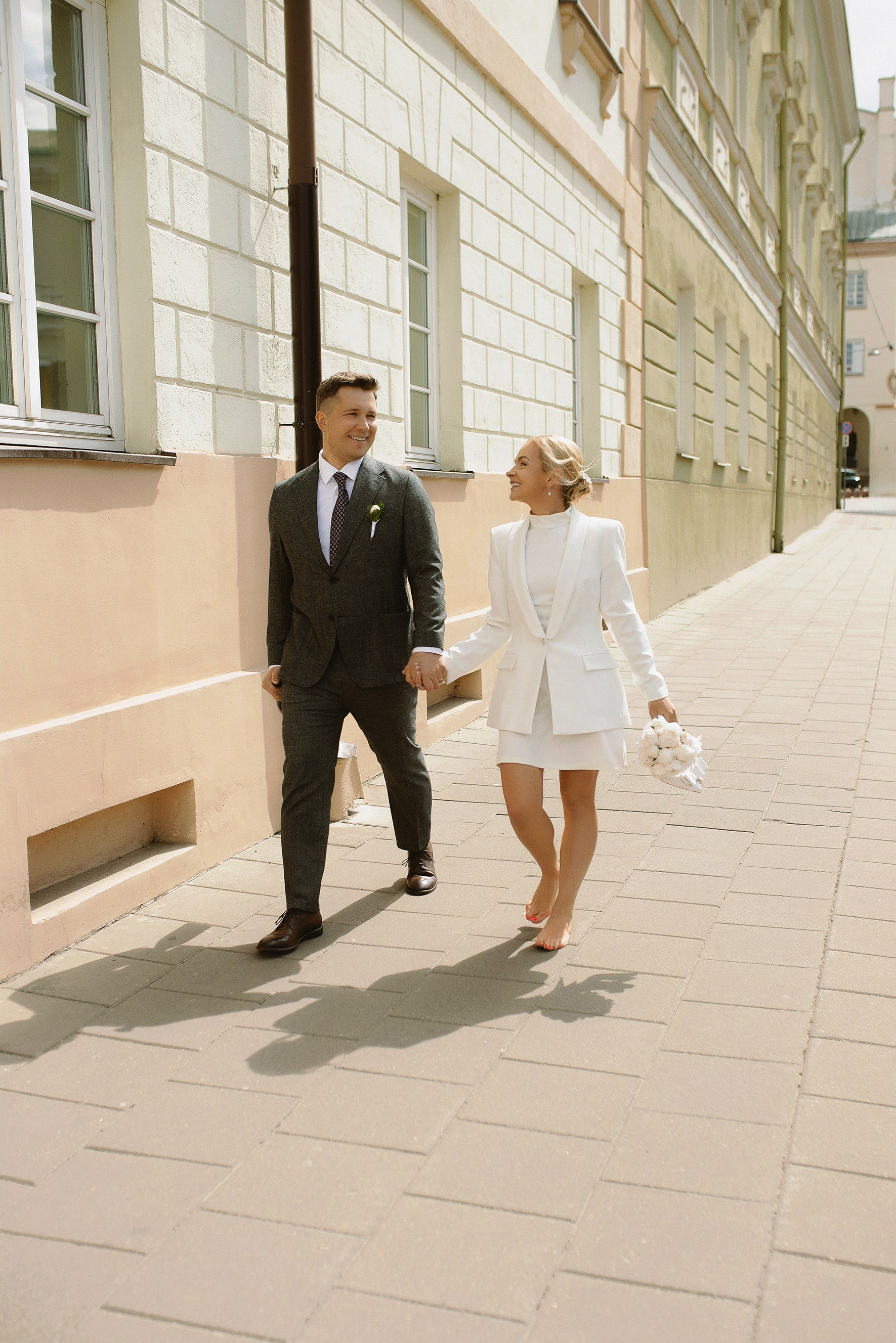 Vestuvių fotografė, vestuvių fotografas visoje Lietuvoje, vestuvių fotografė Vilniuje, jausminga ir jauki vestuvių fotografija, laikui nepavaldi vestuvių fotografija; Vestuvių fotografė Pakruojyje; Vestuvių fotografė Šiauliuose;Vestuvių fotografė Panevėžyje; vestuvių fotografė Kaune; Vestuvių fotografė Biržuose; vestuvių fotografė Pasvalyje; vestuvių fotografė Klaipėdoje