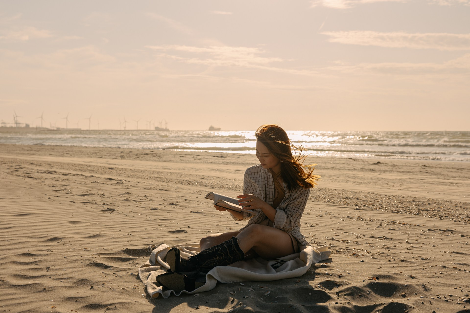 Beach Portrait Photoshoot in the Netherlands — Sunset Vibes. Romantic & Soulful Photography by Natalia Olhova in Rotterdam