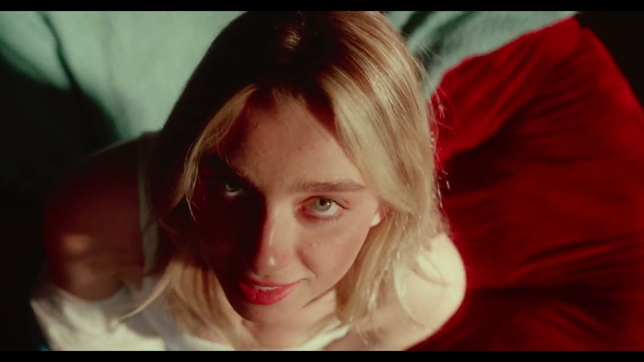 Video. Montreal boudoir film photographer and dance filmmaker