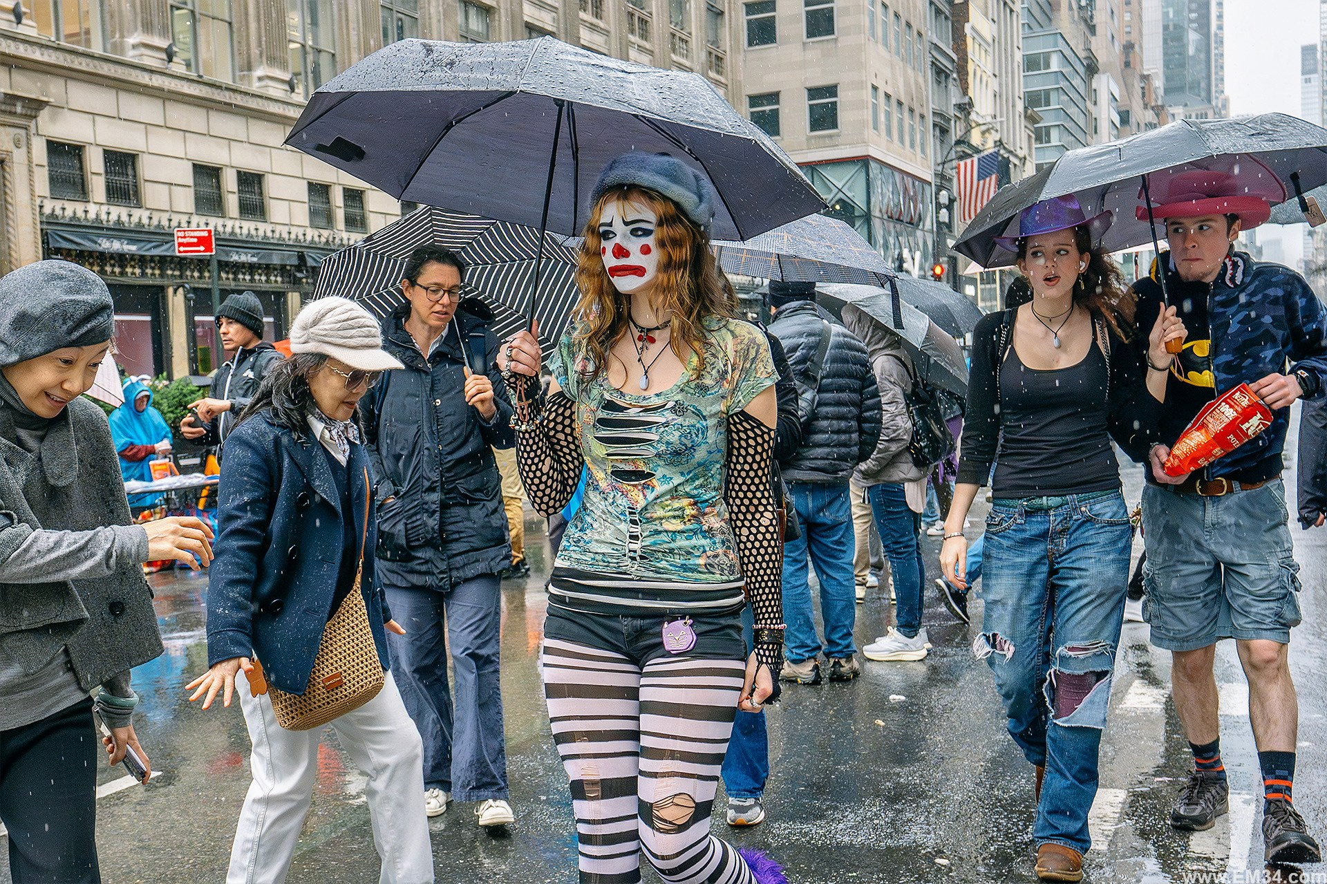 Easter Sunday in New York: strange outfits, passing faces, and moments in between. Emin Kuliyev — Award-Winning Wedding Photojournalist NYC & USA | Best Wedding Photographer Known for Candid, Timeless Moments