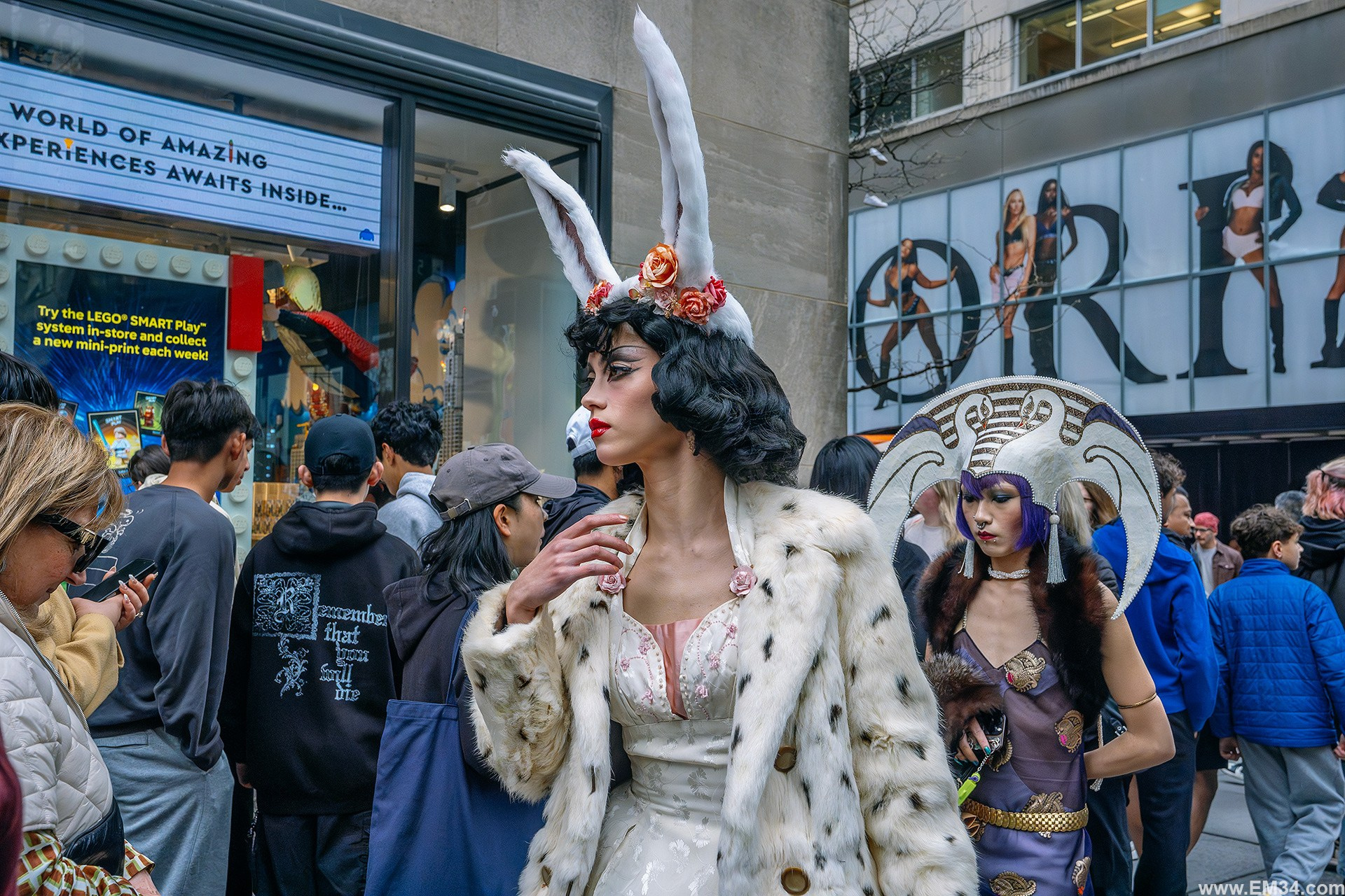 Easter Sunday in New York: strange outfits, passing faces, and moments in between. Emin Kuliyev — Award-Winning Wedding Photojournalist NYC & USA | Best Wedding Photographer Known for Candid, Timeless Moments