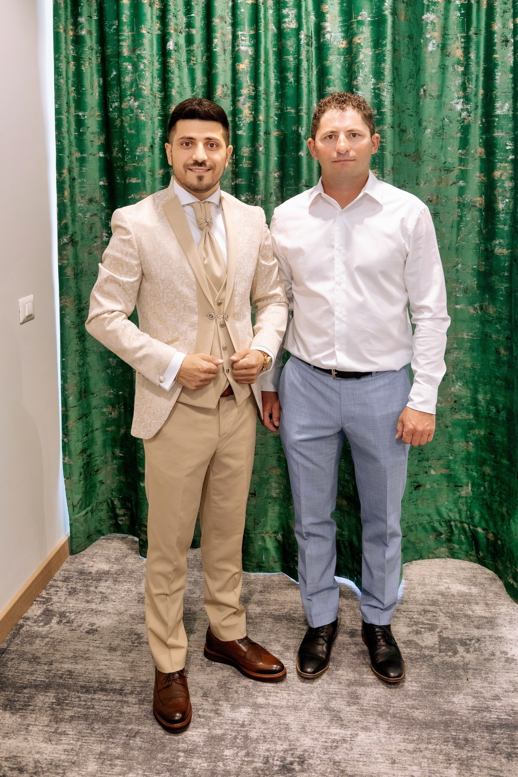 botez Luca Nectarie 22 februarie 2026 fotograf profesionist • fotograf botez Botoșani Luca Nectarie biserică • părinți Răzvan și Ramona botez copil emoții familie • nași Marin și Rodica botez copil fotografie profesională • detalii botez lumânare cristelniță biserică România • copil Luca Nectarie în brațe la botez moment emoționant • familie fericită la botez copil fotograf Alin Chirilă • fotografie botez naturală lumină caldă biserică • portret copil botez Luca Nectarie fotograf profesionist • momente autentice botez România familie și nași • slujbă botez copil imagini emoționante biserică • fotograf botez Iași și Botoșani Alin Chirilă - nunta--fotograf-profesionist-botosani - fotografie-nunta-romantica - imagini-nunta-in-natura-alin-chirila-fotograf - fotografii-cuplu-indragostit-nunta-botosani - sedinta-foto-miri-andrei-iustina-alinofotostudio - amintiri-din-nunta-realizate-de-fotograf-profesionist - povestea-nuntii-andrei-si-iustina-in-imagini-alinofotostudio-fotograf evenimente- evenimente Botoșani -fotograf Suceava - fotograf Iași- servicii foto. servicii foto Botoșani. servicii foto video Botoșani. otograf-nunta-botosani-fotograf nunta. fotograf evenimente. fotograf nunta Botoșani. Alin chirila. Alin chirila fotograf. Alinofotostudio.- servicii foto. servicii foto Botoșani. servicii foto video Botoșani. fotograf nunta. fotograf evenimente. fotograf nunta Botoșani. Alin chirila. Alin chirila fotograf. Alinofotostudio.fotograf stare civilă,poze stare civilă,album foto stare civilă,servicii foto suceava,fotograf evenimente suceava,fotograf nuntă suceava,poze cununie civilă,ședință foto stare civilă,sesiune foto suceava,fotograf profesionist suceava,fotograf botosani,stare civila botosani,alinofotostudio,alin chirila fotograf.servicii foto. servicii foto Botoșani. servicii foto video Botoșani. fotograf nunta. fotograf evenimente. fotograf nunta Botoșani. Alin chirila. Alin chirila fotograf. Alinofotostudio.fotograf stare civilă,poze stare civilă,album foto stare civilă,servicii foto suceava,fotograf evenimente suceava,fotograf nuntă suceava,poze cununie civilă,ședință foto stare civilă,sesiune foto suceava,fotograf profesionist suceava,fotograf botosani,stare civila povestitor prin fotografiebotosani,alinofotostudio,alin chirila fotograf,servicii foto. servicii foto Botoșani. servicii foto video Botoșani. fotograf nunta. fotograf evenimente. fotograf nunta Botoșani. Alin chirila. Alin chirila fotograf. Alinofotostudio.fotograf stare civilă,poze stare civilă,album foto stare civilă,servicii foto suceava,fotograf evenimente suceava,fotograf nuntă suceava,poze cununie civilă,ședință foto stare civilă,sesiune foto suceava,fotograf profesionist suceava,fotograf botosani,stare civila botosani,alinofotostudio,alin chirila fotograf,cununie religioasă botoșani,andreea și neculai,capela militară botoșani,foto conacul zăicești,fotograf nuntă botoșani,fotograf cununie religioasă,foto evenimente botoșani,poze cununie capela militară,ședință foto zăicești,fotograf profesionist botoșaniMire și mireasă – Sergiu & Liliana – ziua nunții, 2024 - Emoții în ziua nunții – Sergiu și Liliana - Dansul mirilor – fotografie artistică nuntă 2024 - Sedinta foto romantică în natură – Sergiu & Liliana - Rochia de mireasă și detalii de nuntă elegan-Album de cununie civilă Florin și Anda – Fotografii profesionale realizate de Alin Chirilă în Botoșani -fotograf prin fotografie-Ședință foto Trash the Dress pe muntele Rarău cu Iulian și Iuliana – fotografie de cuplu, natură montană, emoție autentică surprinsă de Alin Chirilă, povestitor prin fotografie.- "Iulian și Iuliana pe crestele Rarăului – fotografie Trash the Dress în natură" - "Cuplu îmbrățișat la apus pe muntele Rarău – ședință foto după nuntă" - "Rochie de mireasă în vânt pe munte – Trash the Dress Rarău-1. Iulian și Iuliana pe muntele Rarău – ședință foto Trash the Dress în natură, cu peisaj montan spectaculos 2. Cuplu în îmbrățișare pe Rarău – emoție autentică surprinsă după nuntă 3. Rochie de mireasă în bătaia vântului – fotografie artistică Trash the Dress în munți 4. Mire și mireasă privind spre orizont – dragoste și libertate pe muntele Rarău 5. Iuliana zâmbind în rochia de mireasă – portret în natură, Trash the Dress 6. Iulian ținându-și mireasa de mână – ședință foto romantică pe munte 7. Detaliu cu rochia pe stâncă – estetică naturală Trash the Dress Rarău 8. Cuplu în mers pe poteca Rarăului – fotografie simbolică de după nuntă 9. Apus de soare pe Rarău în spatele mirilor – imagine de poveste Trash the Dress 10. Iulian și Iuliana râzând împreună – momente autentice surprinse de Alin Chirilă, povestitor prin fotografie-fotograf-nunta-cerbu-botosan trash-the-dress-botosani Alin Chirilă Fotograf – fotograf de nuntă Botoșani-fotograf nuntă Botoșani-fotograf nuntă Cerbu Botoșani-fotograf profesionist nuntă Botoșani-fotografie de nuntă Botoșani-fotograf evenimente Botoșani-fotograf nuntă Moldova-fotograf trash the dress Botoșani - fotograf pregătirea mirilor Botoșani -fotograf ceremonie religioasă nuntă-fotograf petrecere nuntă Botoșani- fotograf nuntă Botoșani pregătirea mirelui- pregătirea mirelui fotografie nuntă Cerbu Botoșani-fotograf nuntă Botoșani pregătirea miresei -mireasă pregătiri nuntă Cerbu Botoșani-fotograf nuntă Botoșani nașii mirilor-ceremonie religioasă nuntă Cerbu Botoșani-fotograf nuntă Botoșani ceremonie religioasă biserică-petrecere nuntă Cerbu Botoșani invitați dans-fotograf nuntă Botoșani petrecere restaurant-ședință foto trash the dress-fotograf trash the dress Botoșani ședință foto după nuntă-Fotograf nuntă Botoșani – galerie foto reală de la evenimente stare civilă Sebi și Claudia Copălău • cununie civilă Primăria Copălău Botoșani • miri emoționați la starea civilă • semnarea actelor cununie civilă • fotografii naturale stare civilă Botoșani • familie și prieteni la cununie civilă • cadre emoționale cununie civilă • fotograf profesionist Botoșani eveniment stare civilă Sebi și Claudia la Primăria Copălău Botoșani fotograf evenimente • fotograf cununie civilă Copălău Botoșani cadre naturale și emoționale • fotograf profesionist Botoșani stare civilă Sebi și Claudia • momente autentice cununie civilă Copălău fotograf Alin Chirilă • fotografii emoționale stare civilă în județul Botoșani• fotograf nunta Oana si Ionut juraminte emotii reale • mireasa Oana juraminte nunta fotografie profesionala • mire Ionut citind juraminte nunta eleganta • juraminte nunta emotionante Oana si Ionut fotograf • fotograf nunta Botosani momente autentice juraminte • mireasa cu emotii in timpul juramintelor nunta • mire elegant costum bej juraminte nunta • fotografii nunta premium cuplu indragostit Romania • momente reale nunta juraminte fotografie artistica • sedinta foto nunta juraminte in aer liber • fotograf profesionist nunta cadre emotionante • cuplu miri juraminte iubire si credinta • detalii nunta eleganta decor floral alb verde • fotografie nunta stil fine art juraminte • poveste de dragoste surprinsa in ziua nuntii