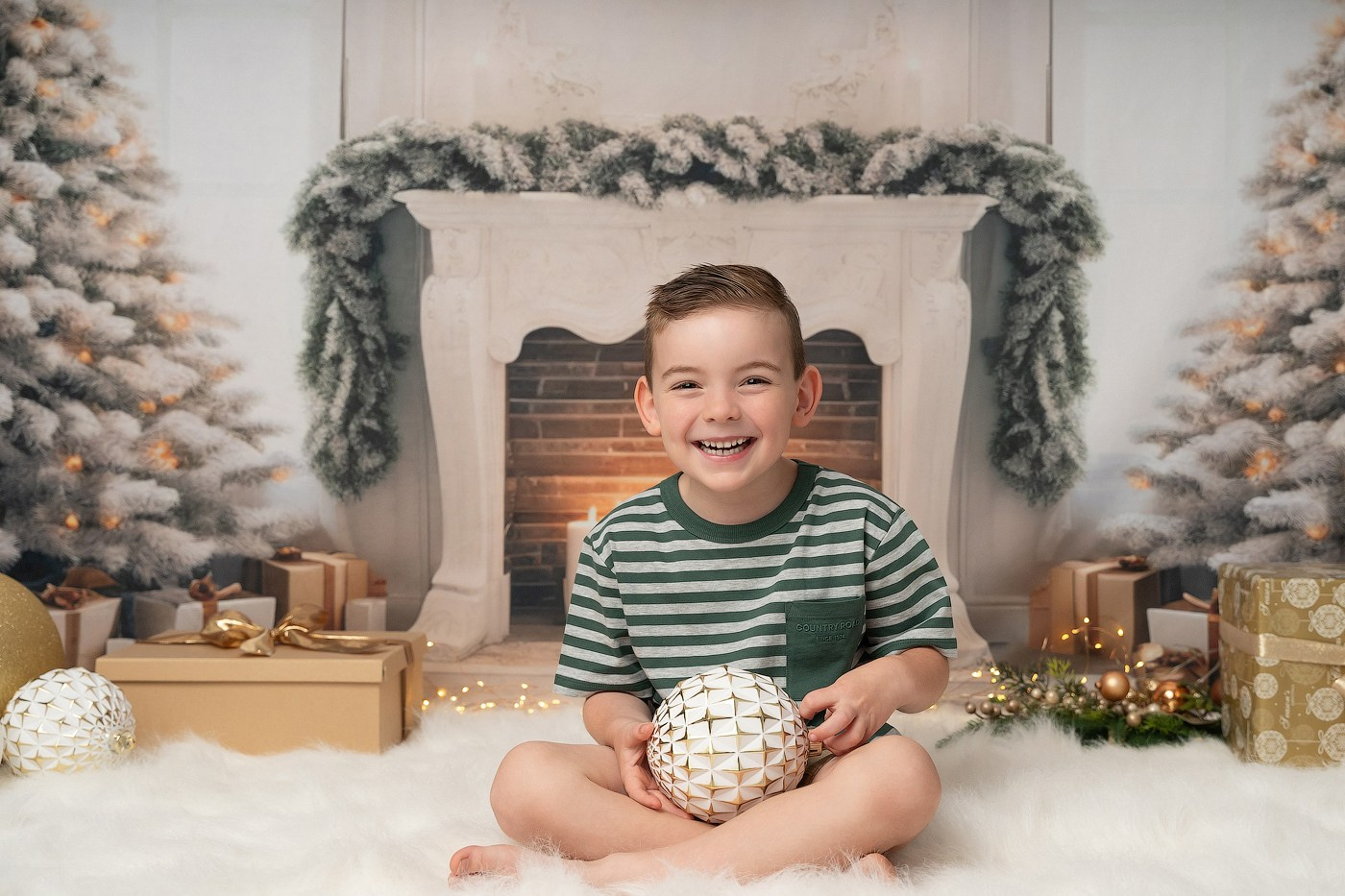 Christmas mini sessions 2025| Sydney. Newborn and family photographer. Hills District. Sydney