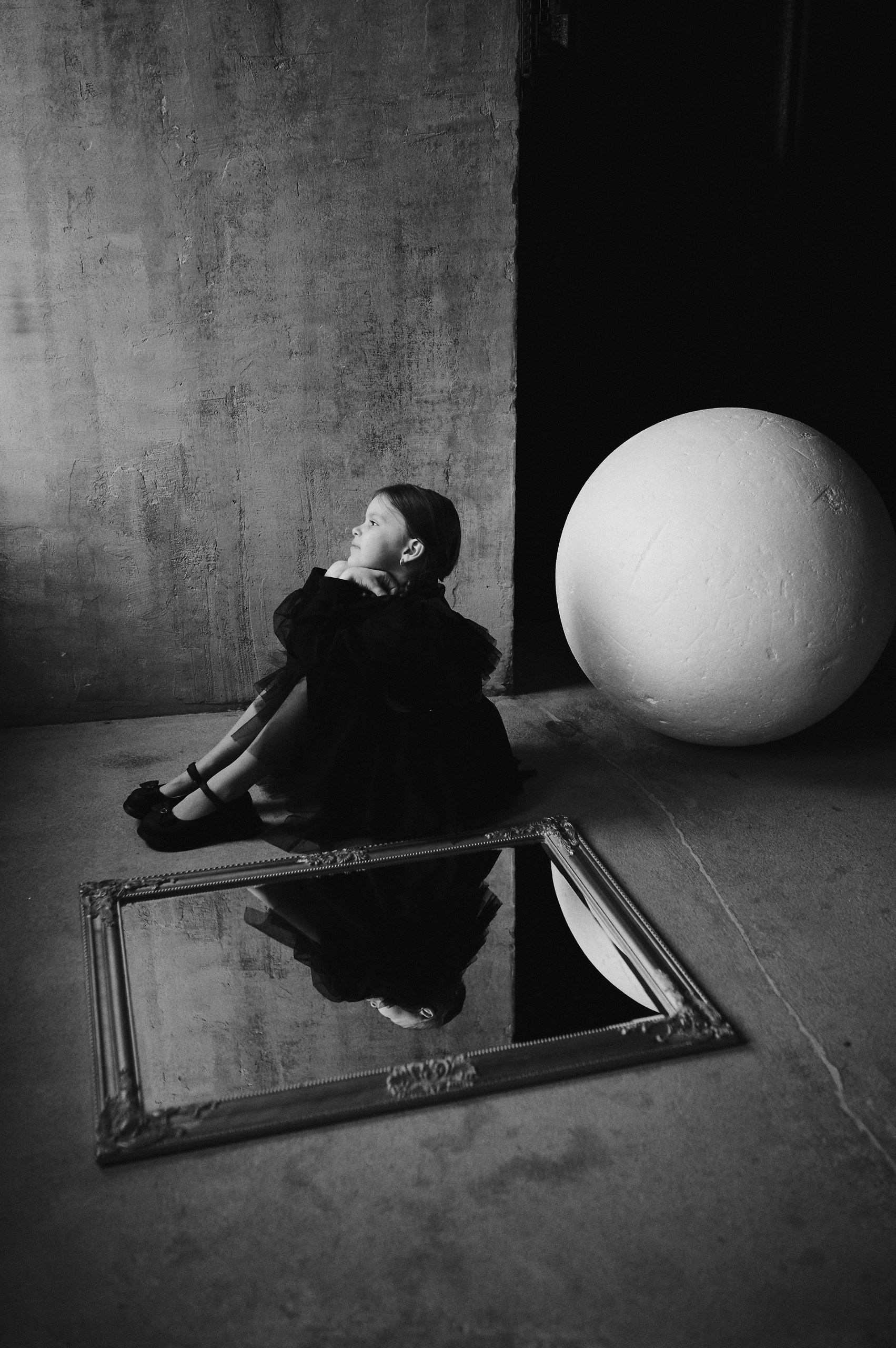 CAFE DEL PHOTO #92 «То что останется». Școala de fotografie lui Roman Ribaliov. Orașul Chișinău, Moldova