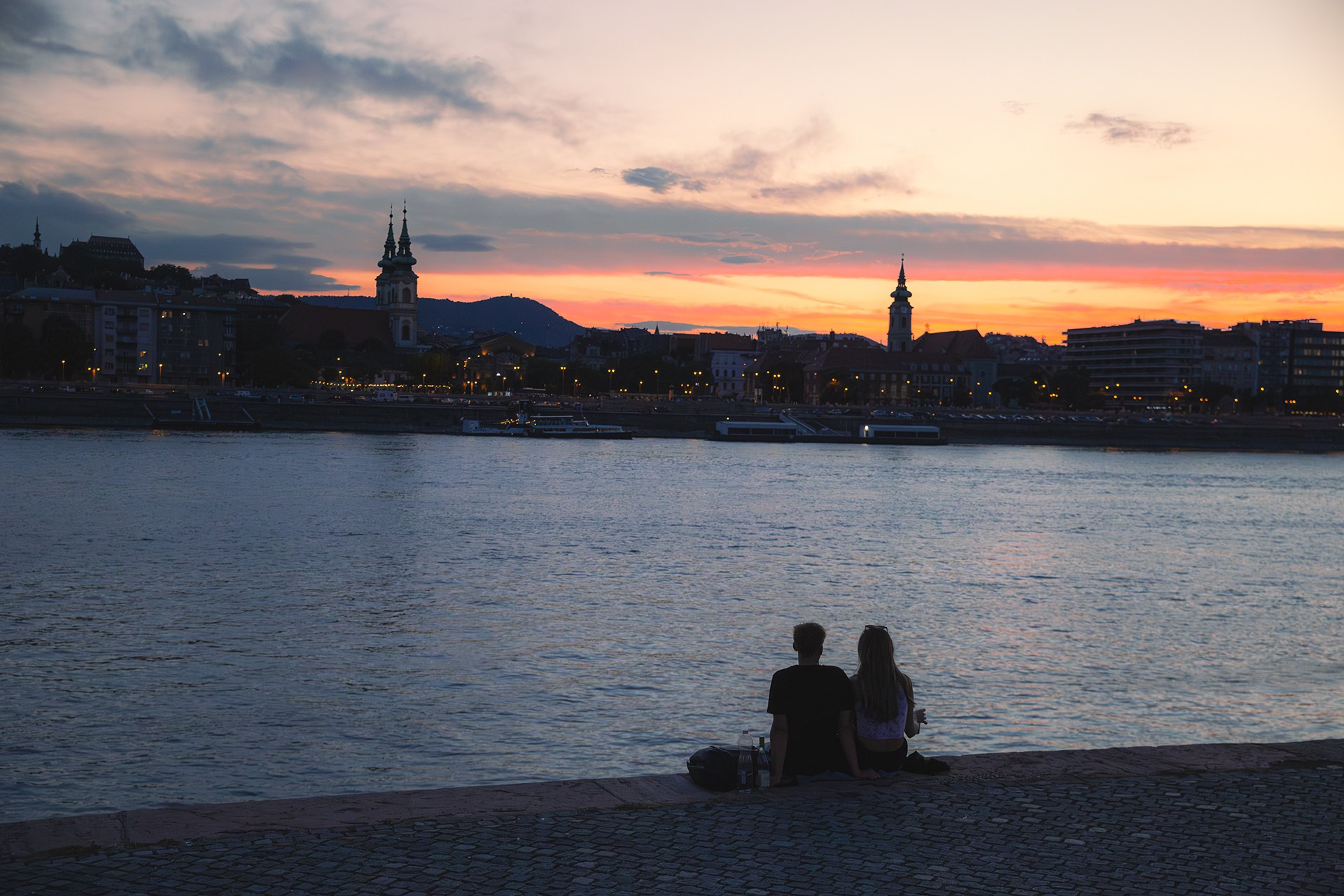 Couple meet the sunset| Budapest 2026 | CANON 6D