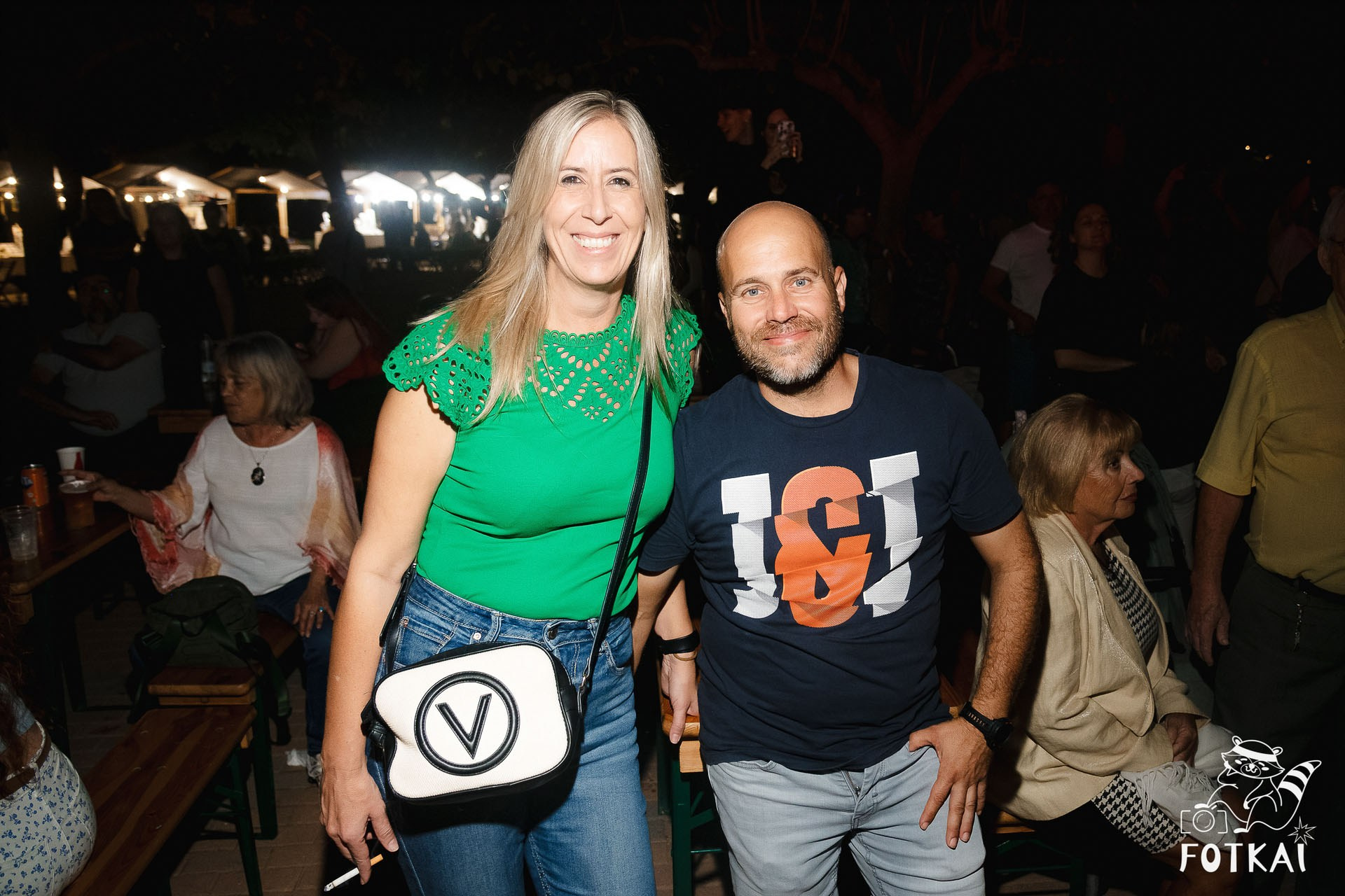 Фотоотчёт Street Food Market Torrevieja — Seguridad Social & Las Hienas DJs | FOTKAI