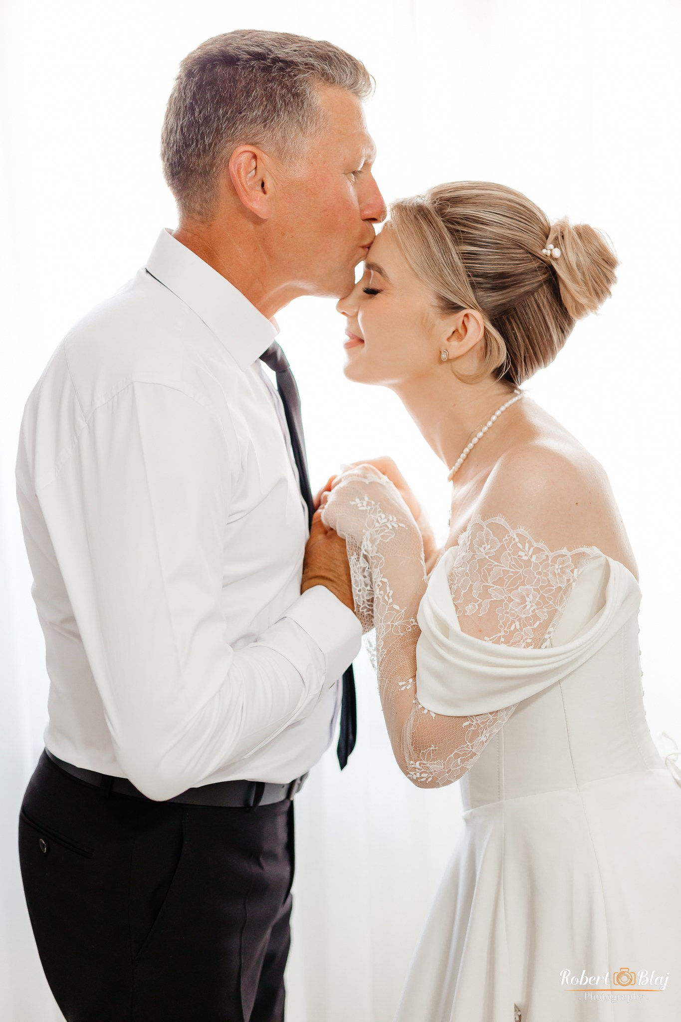 Georgeana & Iulian. Robert Blaj - Fotograf Nuntă Iași