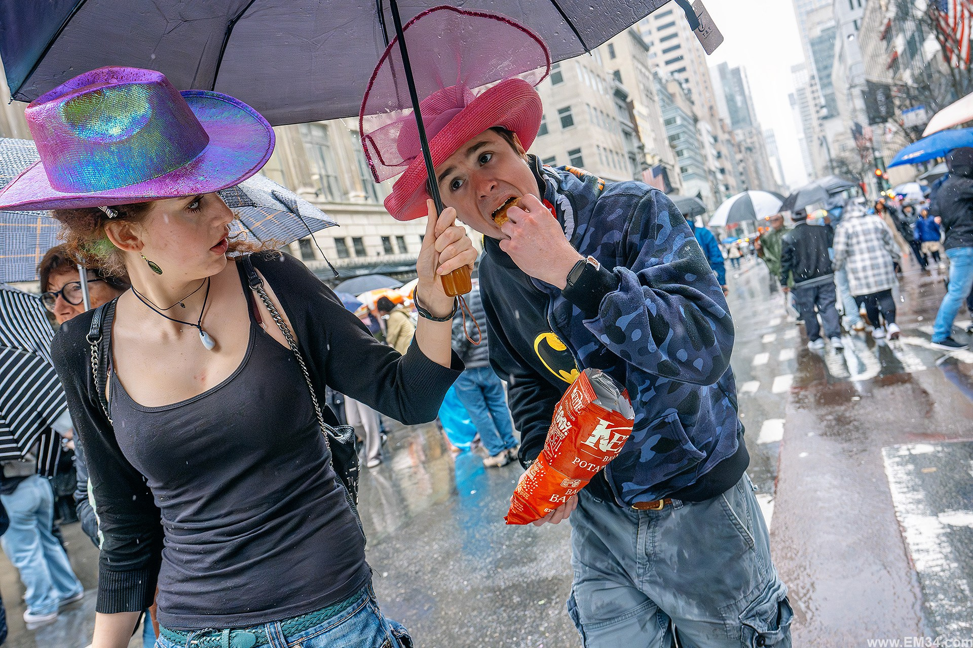 Easter Sunday in New York: strange outfits, passing faces, and moments in between. Emin Kuliyev — Award-Winning Wedding Photojournalist NYC & USA | Best Wedding Photographer Known for Candid, Timeless Moments
