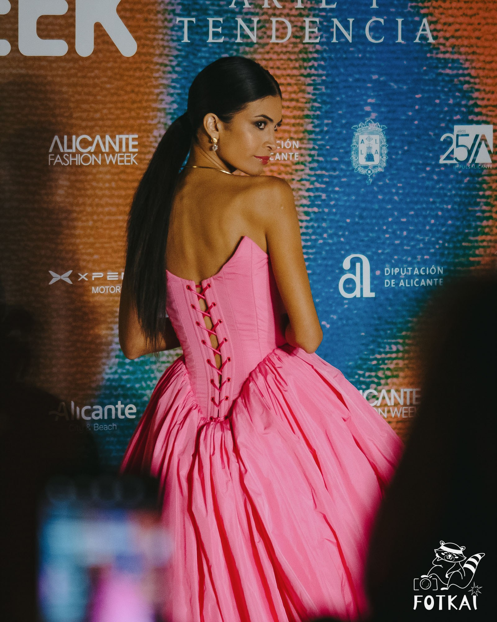 Alicante Fashion Week 2025 — фото, подиум и стиль Испании от FOTKAI