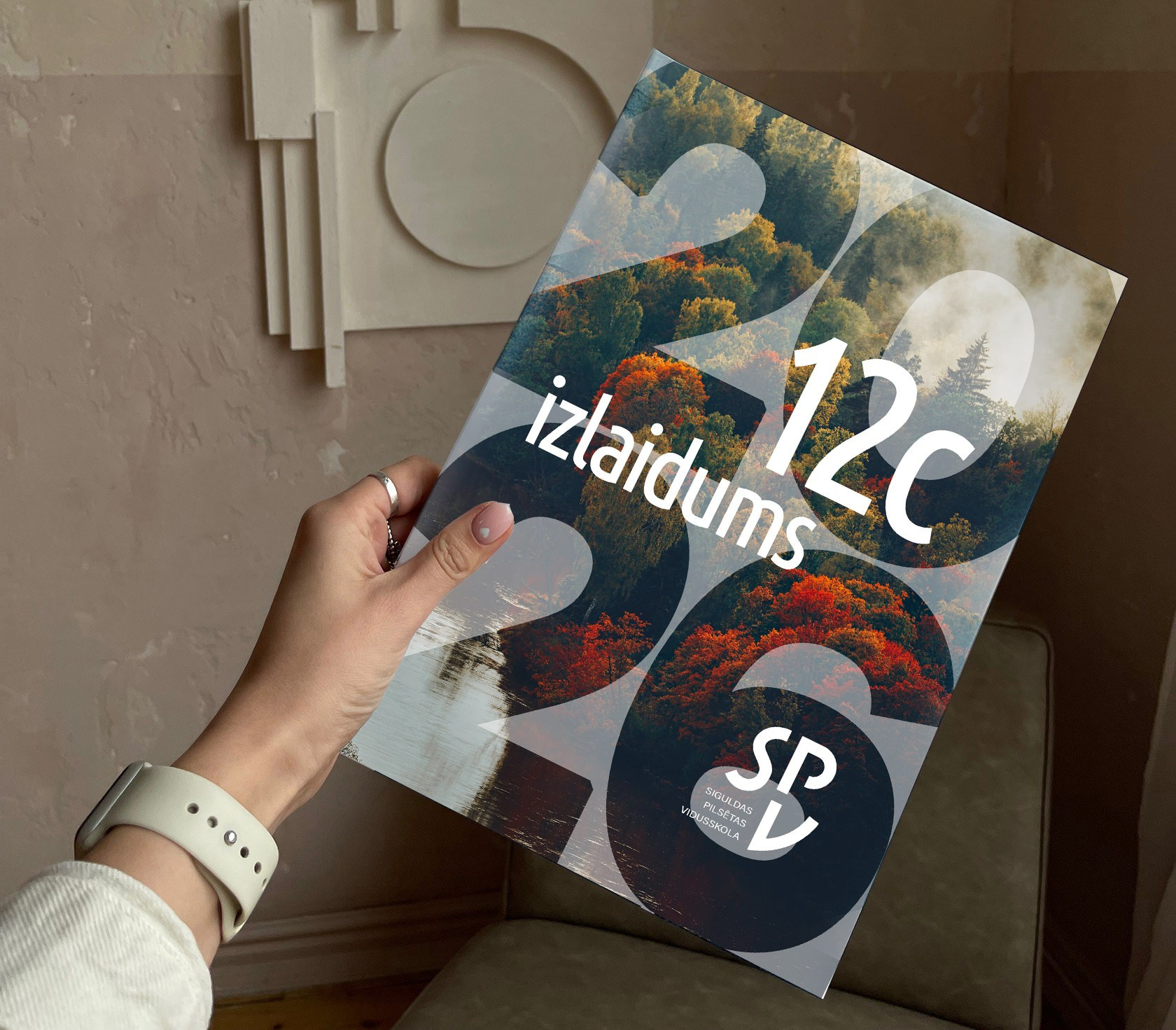 SKOLAS FOTOGRAMATA. Kāzu un ģimenes fotogrāfs Rīgā