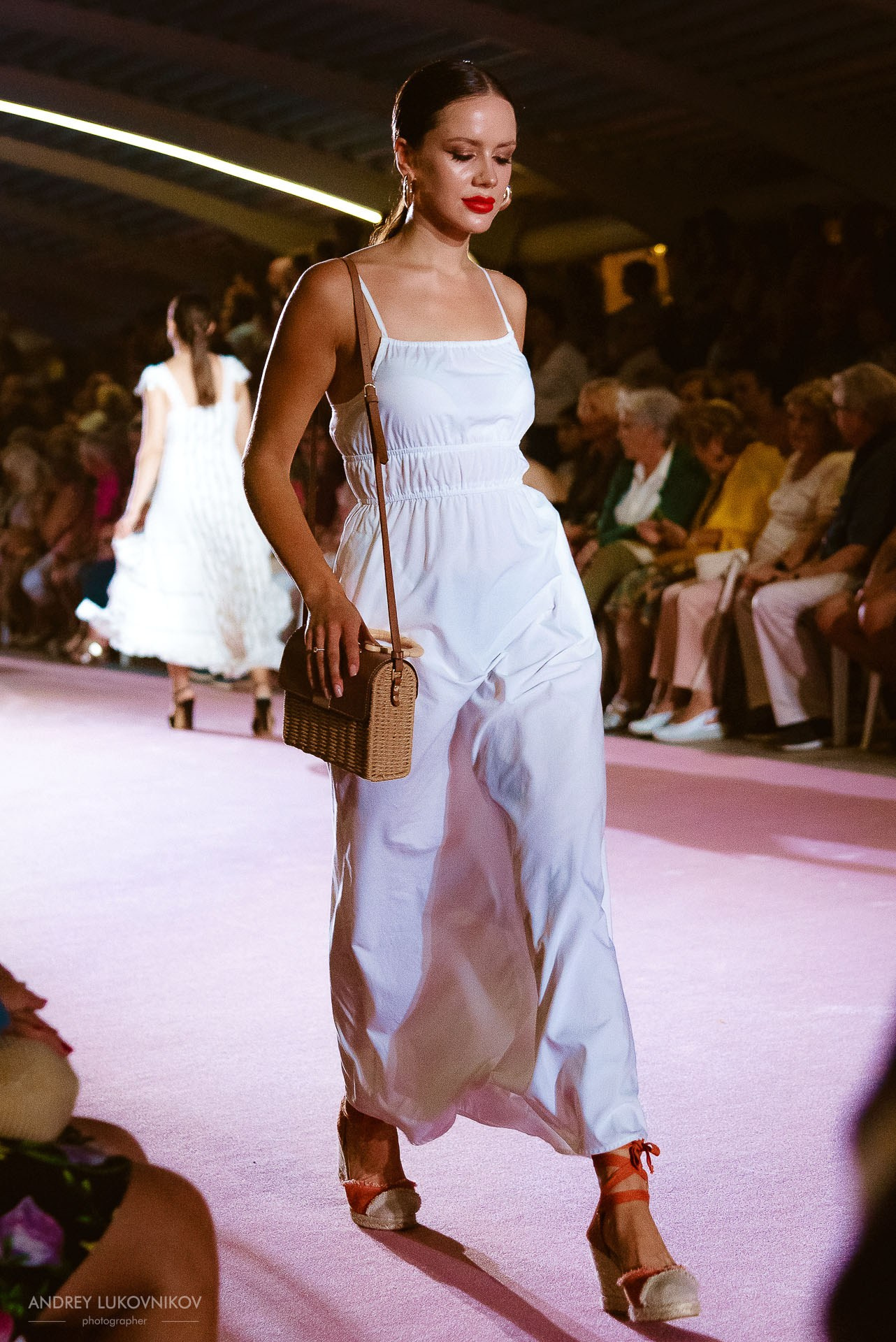 Reportaje del Fin de Semana de Torrevieja 2024 — Fotógrafo de Desfiles de Moda en España, Andrey Lukovnikov