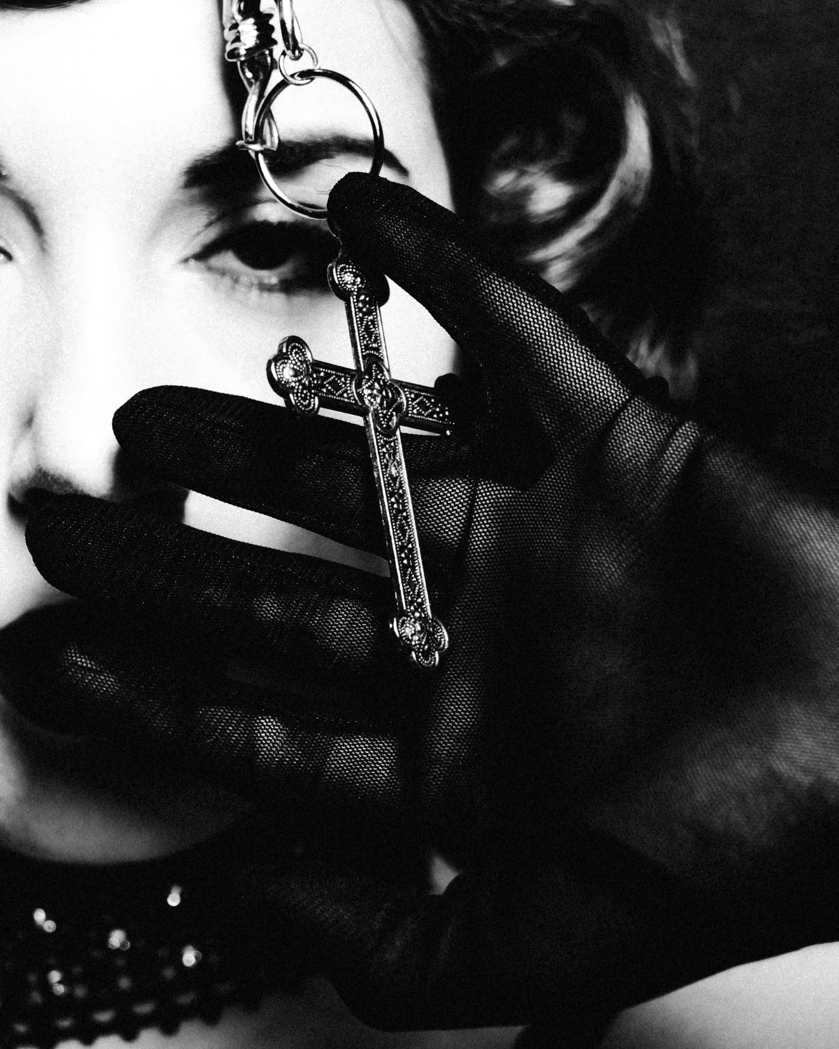 Book a Photoshoot. Anna Omni — concept photographer and digital artist in Riga, Latvia