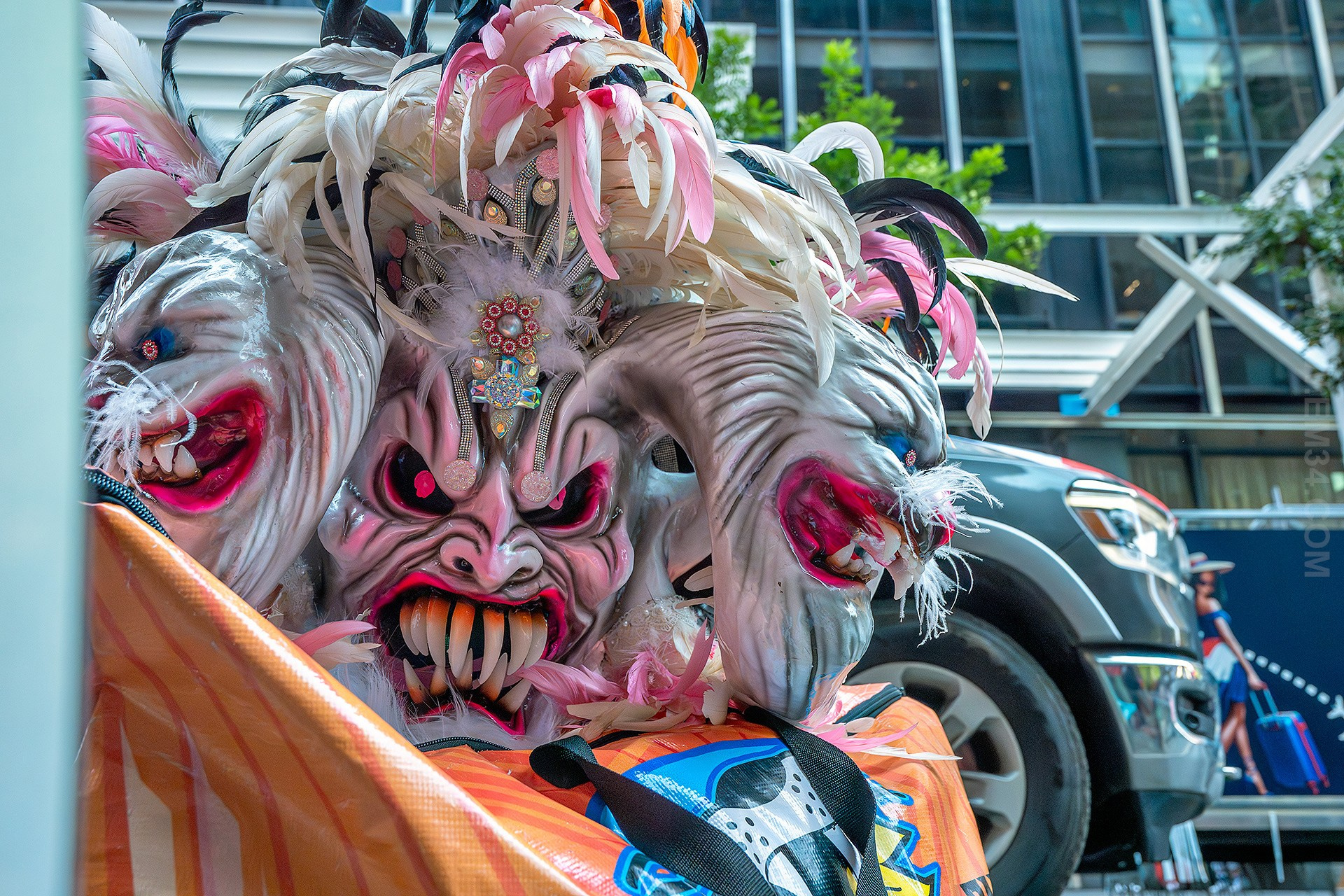 Dominican Day Parade NYC Photos — Sony A9 III + 16-35mm GM Lens Capturing 42nd to 55th Street in Stunning Street Photography. Emin Kuliyev — Award-Winning Wedding Photojournalist NYC & USA | Best Wedding Photographer Known for Candid, Timeless Moments