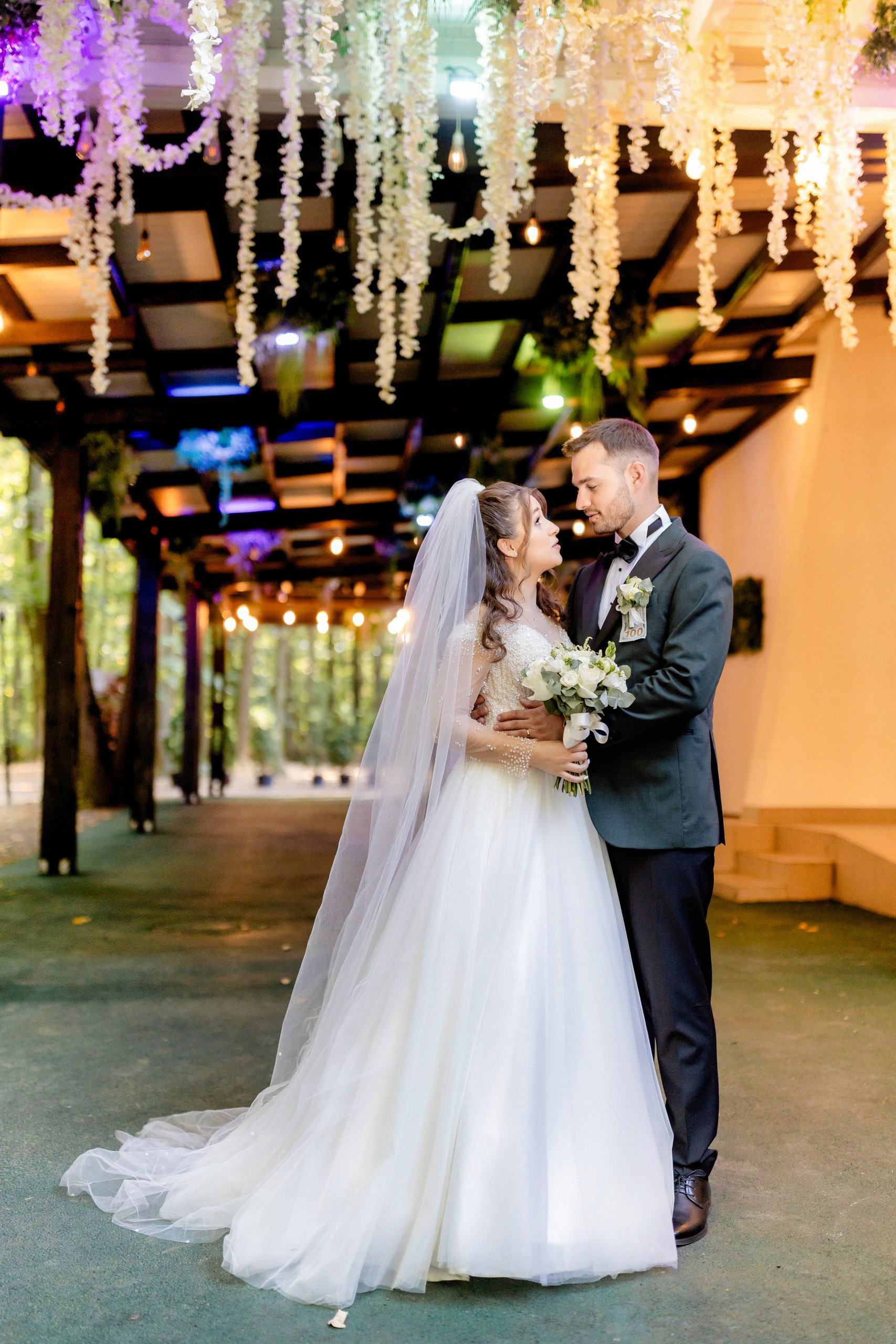 - nunta--fotograf-profesionist-botosani - fotografie-nunta-romantica - imagini-nunta-in-natura-alin-chirila-fotograf - fotografii-cuplu-indragostit-nunta-botosani - sedinta-foto-miri-andrei-iustina-alinofotostudio - amintiri-din-nunta-realizate-de-fotograf-profesionist - povestea-nuntii-andrei-si-iustina-in-imagini-alinofotostudio-fotograf evenimente- evenimente Botoșani -fotograf Suceava - fotograf Iași- servicii foto. servicii foto Botoșani. servicii foto video Botoșani. fotograf nunta. fotograf evenimente. fotograf nunta Botoșani. Alin chirila. Alin chirila fotograf. Alinofotostudio.- servicii foto. servicii foto Botoșani. servicii foto video Botoșani. fotograf nunta. fotograf evenimente. fotograf nunta Botoșani. Alin chirila. Alin chirila fotograf. Alinofotostudio.fotograf stare civilă,poze stare civilă,album foto stare civilă,servicii foto suceava,fotograf evenimente suceava,fotograf nuntă suceava,poze cununie civilă,ședință foto stare civilă,sesiune foto suceava,fotograf profesionist suceava,fotograf botosani,stare civila botosani,alinofotostudio,alin chirila fotograf.servicii foto. servicii foto Botoșani. servicii foto video Botoșani. fotograf nunta. fotograf evenimente. fotograf nunta Botoșani. Alin chirila. Alin chirila fotograf. Alinofotostudio.fotograf stare civilă,poze stare civilă,album foto stare civilă,servicii foto suceava,fotograf evenimente suceava,fotograf nuntă suceava,poze cununie civilă,ședință foto stare civilă,sesiune foto suceava,fotograf profesionist suceava,fotograf botosani,stare civila povestitor prin fotografiebotosani,alinofotostudio,alin chirila fotograf,servicii foto. servicii foto Botoșani. servicii foto video Botoșani. fotograf nunta. fotograf evenimente. fotograf nunta Botoșani. Alin chirila. Alin chirila fotograf. Alinofotostudio.fotograf stare civilă,poze stare civilă,album foto stare civilă,servicii foto suceava,fotograf evenimente suceava,fotograf nuntă suceava,poze cununie civilă,ședință foto stare civilă,sesiune foto suceava,fotograf profesionist suceava,fotograf botosani,stare civila botosani,alinofotostudio,alin chirila fotograf,cununie religioasă botoșani,andreea și neculai,capela militară botoșani,foto conacul zăicești,fotograf nuntă botoșani,fotograf cununie religioasă,foto evenimente botoșani,poze cununie capela militară,ședință foto zăicești,fotograf profesionist botoșaniMire și mireasă – Sergiu & Liliana – ziua nunții, 2024 - Emoții în ziua nunții – Sergiu și Liliana - Dansul mirilor – fotografie artistică nuntă 2024 - Sedinta foto romantică în natură – Sergiu & Liliana - Rochia de mireasă și detalii de nuntă elegan-Album de cununie civilă Florin și Anda – Fotografii profesionale realizate de Alin Chirilă în Botoșani -fotograf prin fotografie-Ședință foto Trash the Dress pe muntele Rarău cu Iulian și Iuliana – fotografie de cuplu, natură montană, emoție autentică surprinsă de Alin Chirilă, povestitor prin fotografie.- "Iulian și Iuliana pe crestele Rarăului – fotografie Trash the Dress în natură" - "Cuplu îmbrățișat la apus pe muntele Rarău – ședință foto după nuntă" - "Rochie de mireasă în vânt pe munte – Trash the Dress Rarău-1. Iulian și Iuliana pe muntele Rarău – ședință foto Trash the Dress în natură, cu peisaj montan spectaculos 2. Cuplu în îmbrățișare pe Rarău – emoție autentică surprinsă după nuntă 3. Rochie de mireasă în bătaia vântului – fotografie artistică Trash the Dress în munți 4. Mire și mireasă privind spre orizont – dragoste și libertate pe muntele Rarău 5. Iuliana zâmbind în rochia de mireasă – portret în natură, Trash the Dress 6. Iulian ținându-și mireasa de mână – ședință foto romantică pe munte 7. Detaliu cu rochia pe stâncă – estetică naturală Trash the Dress Rarău 8. Cuplu în mers pe poteca Rarăului – fotografie simbolică de după nuntă 9. Apus de soare pe Rarău în spatele mirilor – imagine de poveste Trash the Dress 10. Iulian și Iuliana râzând împreună – momente autentice surprinse de Alin Chirilă, povestitor prin fotografie