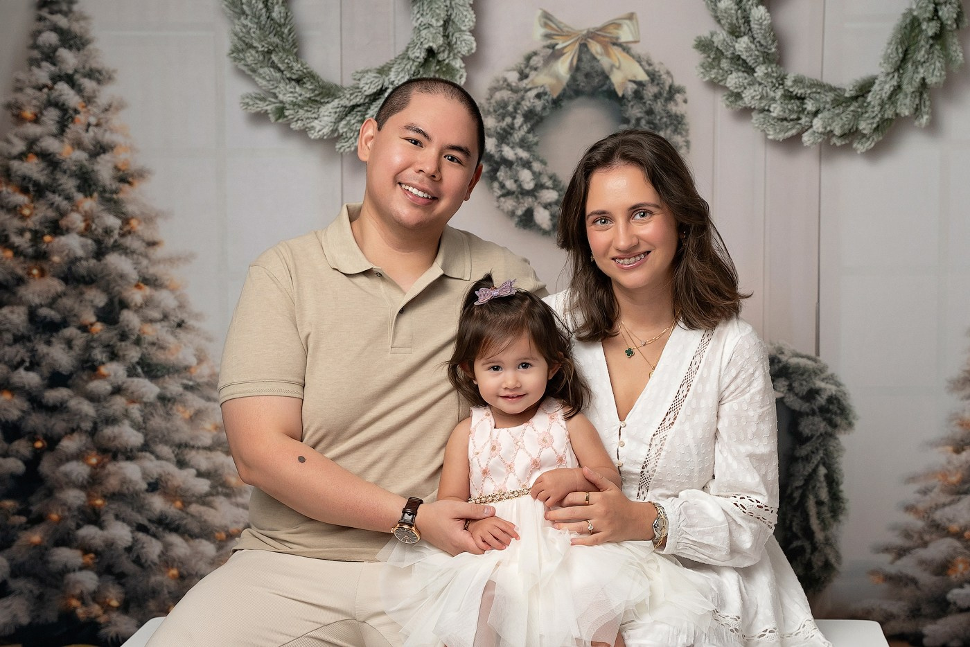 Christmas mini sessions 2025| Sydney. Newborn and family photographer. Hills District. Sydney