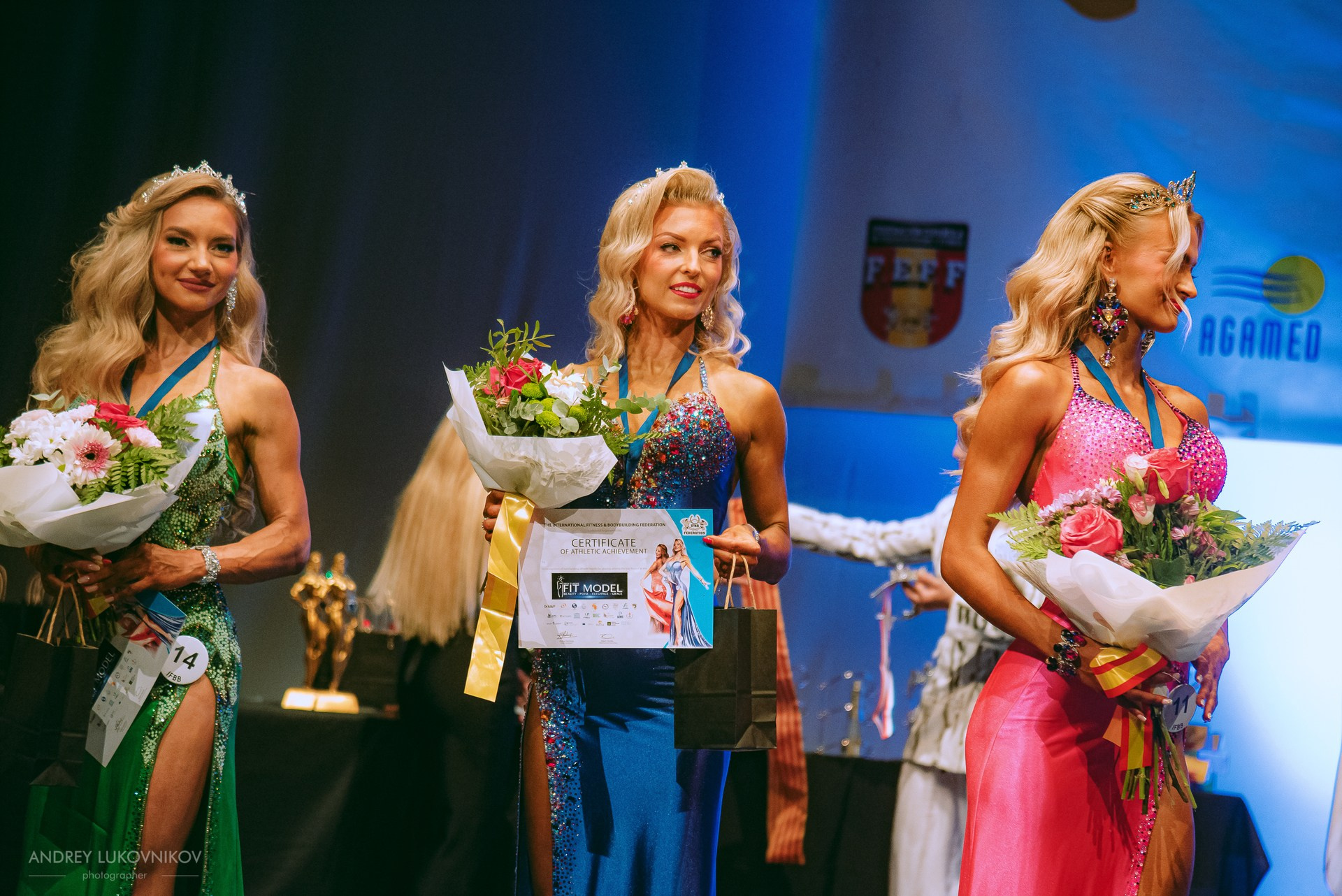 Sesión fotográfica de reportaje para el concurso internacional IFBB Miss Fit Model Europe 2024 en Torrevieja | Fotógrafo Andrey Lukovnikov