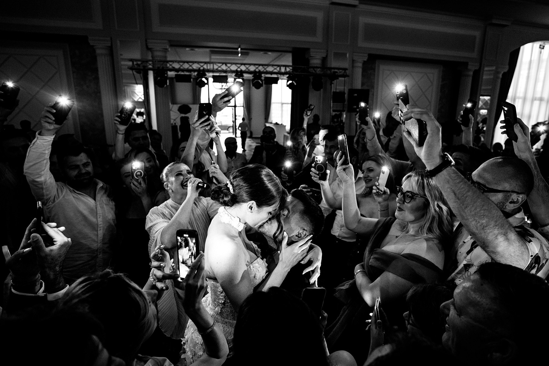 Fotografi-Cameramani. Újfalvi Szilárd — Wedding, Civil Wedding, Christening & Family Photographer in Târgu Mureș and Transylvania
